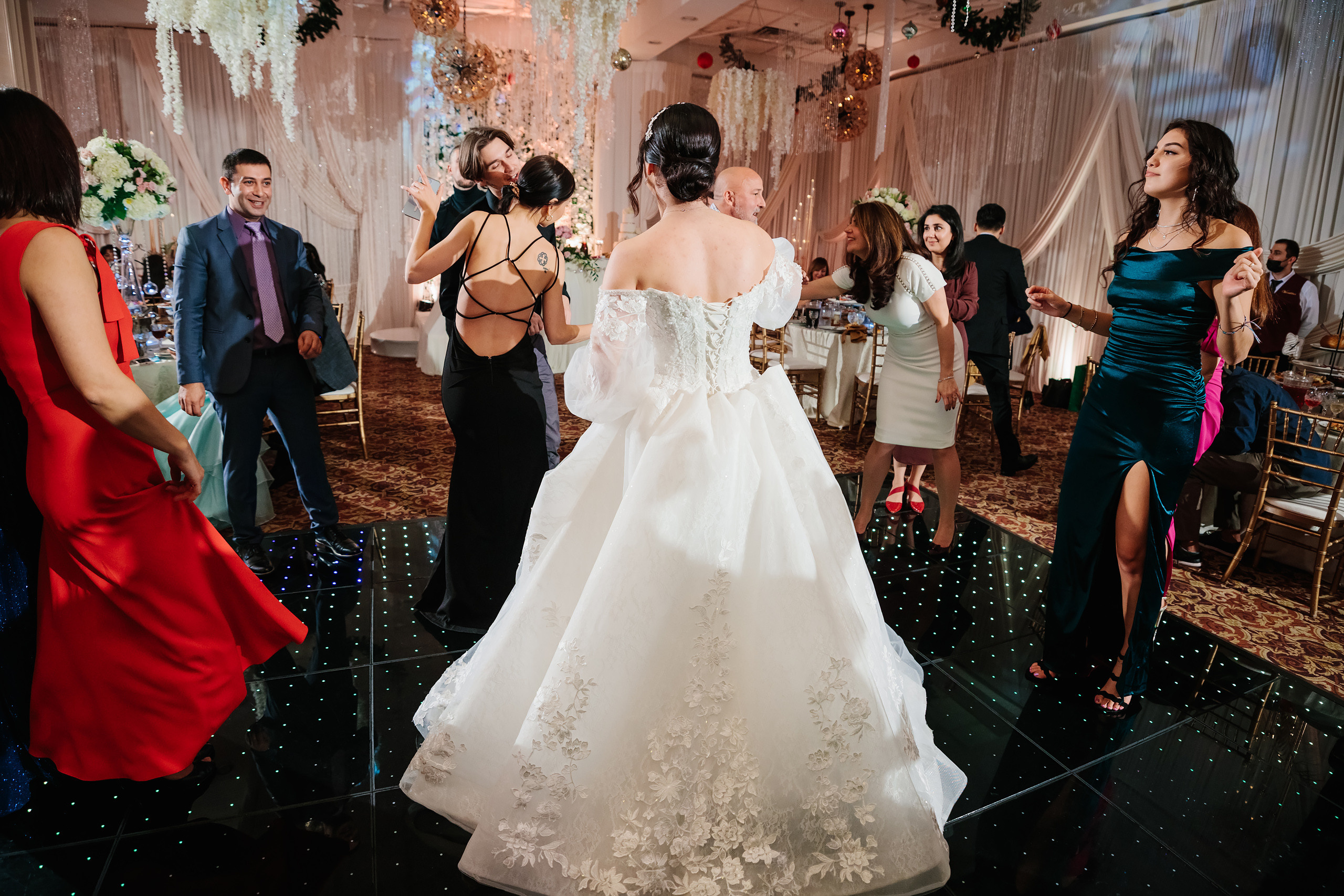 12.17.2021 Wedding. Wedding family event photographer in Chicago Nick Yushevich