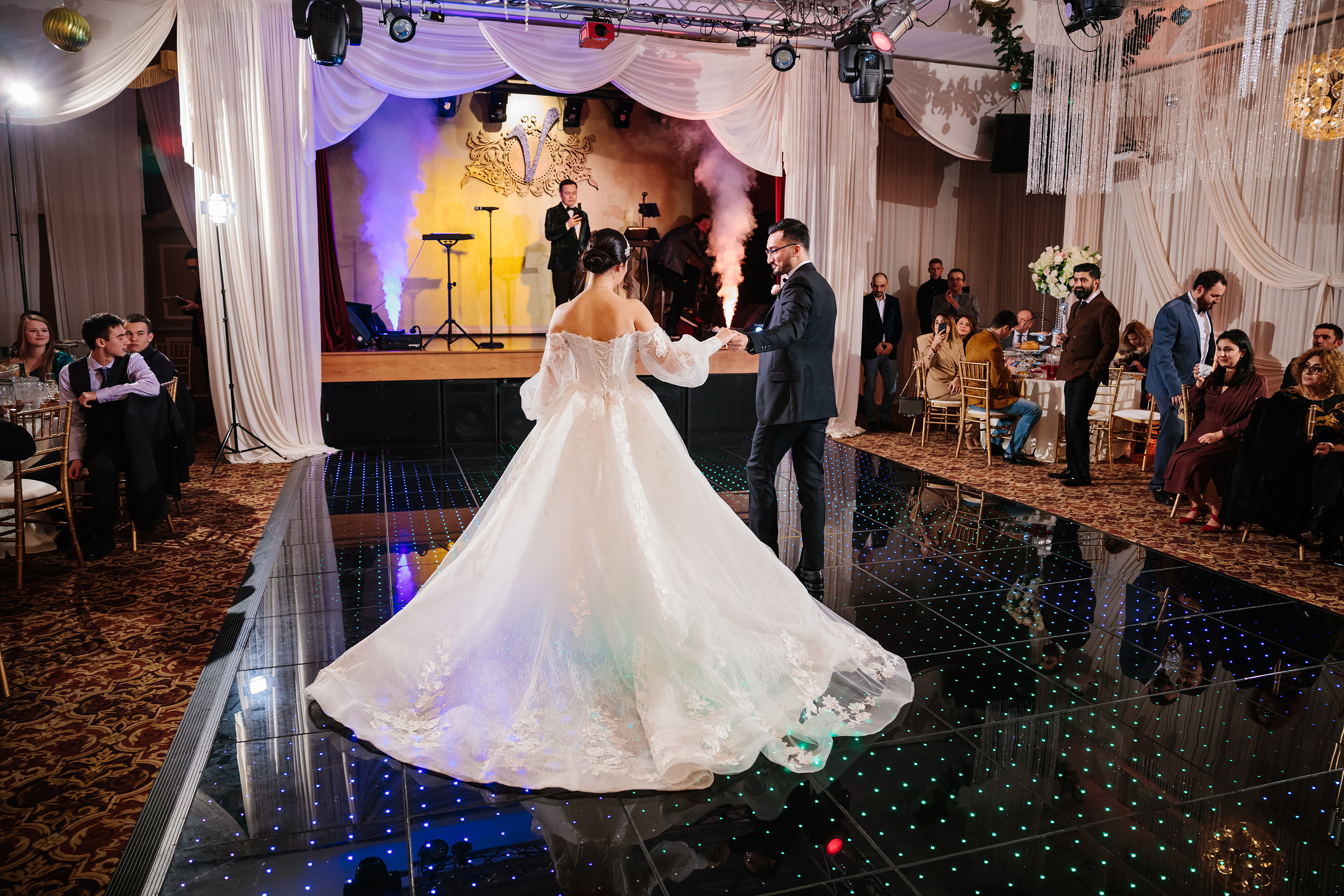 12.17.2021 Wedding. Wedding family event photographer in Chicago Nick Yushevich