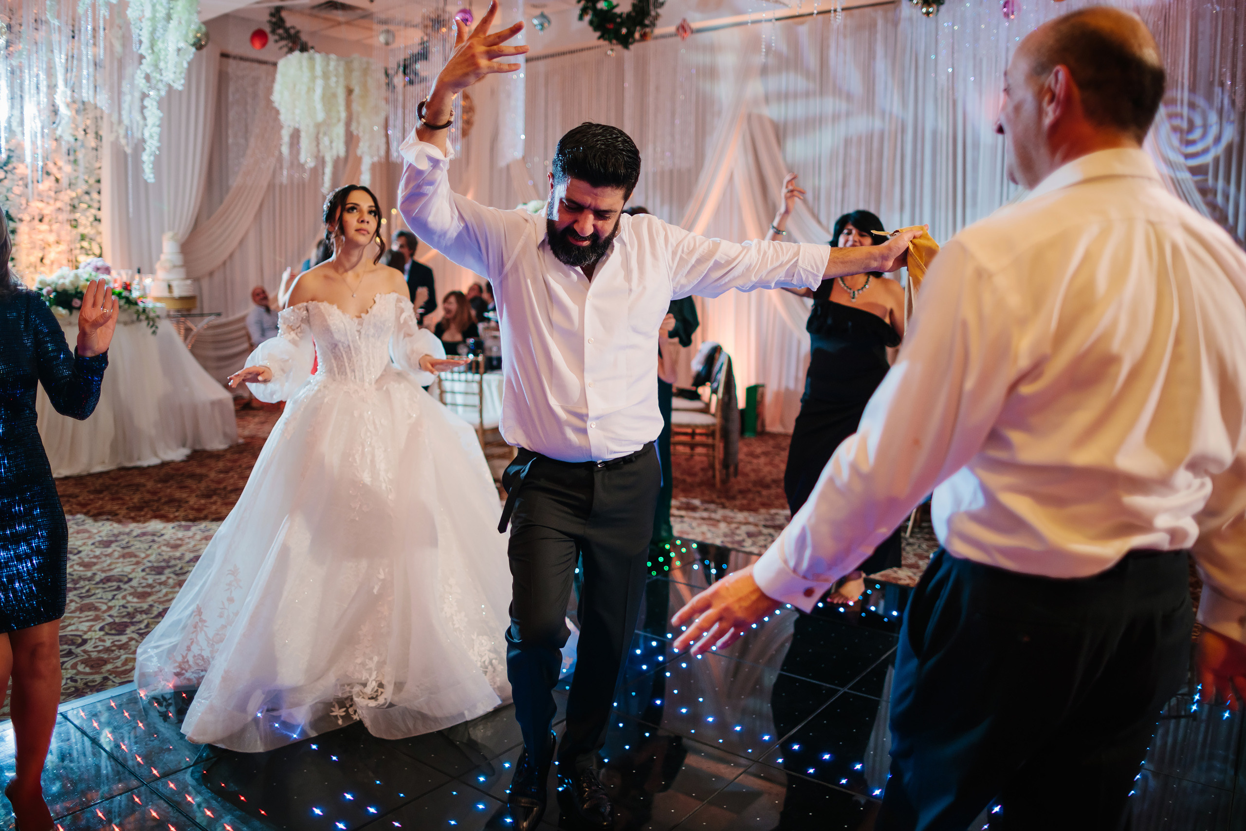 12.17.2021 Wedding. Wedding family event photographer in Chicago Nick Yushevich