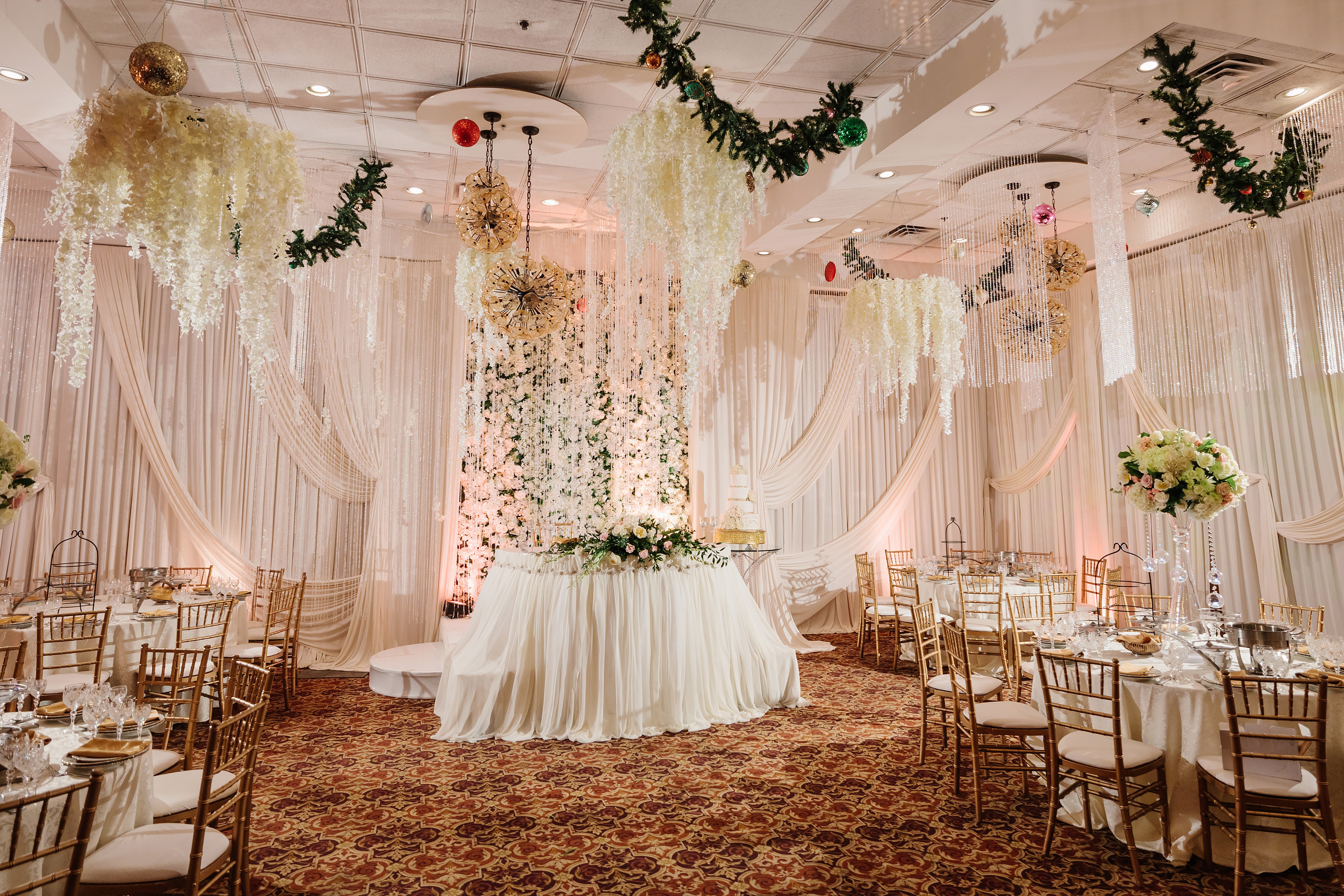 12.17.2021 Wedding. Wedding family event photographer in Chicago Nick Yushevich