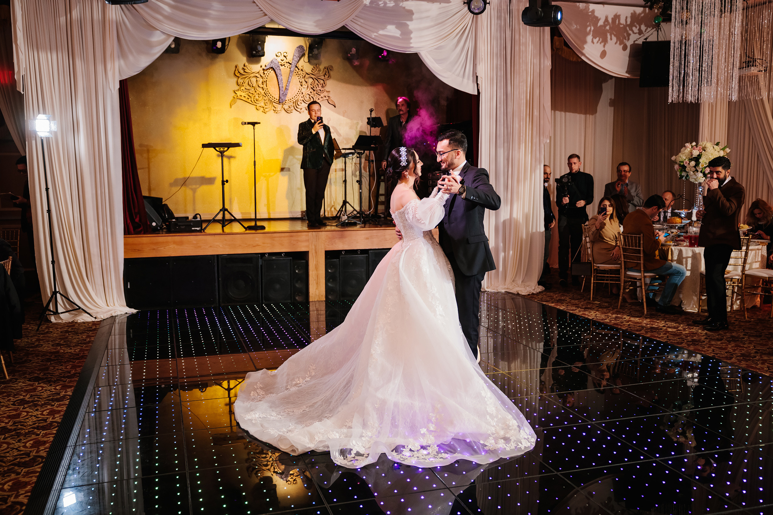 12.17.2021 Wedding. Wedding family event photographer in Chicago Nick Yushevich