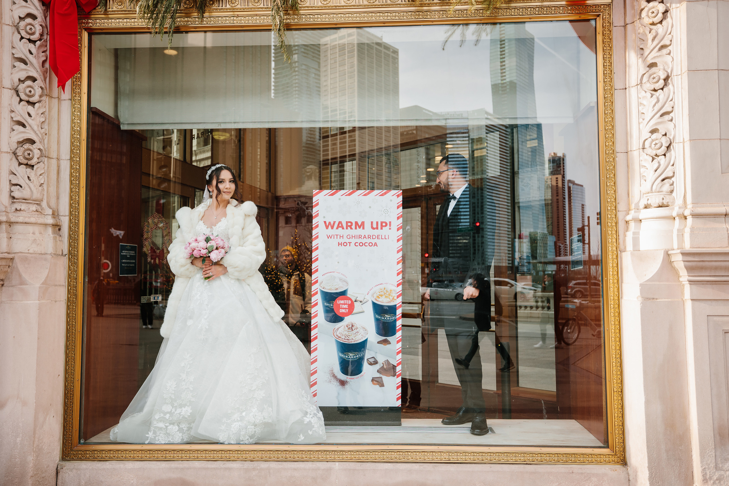 12.17.2021 Wedding. Wedding family event photographer in Chicago Nick Yushevich