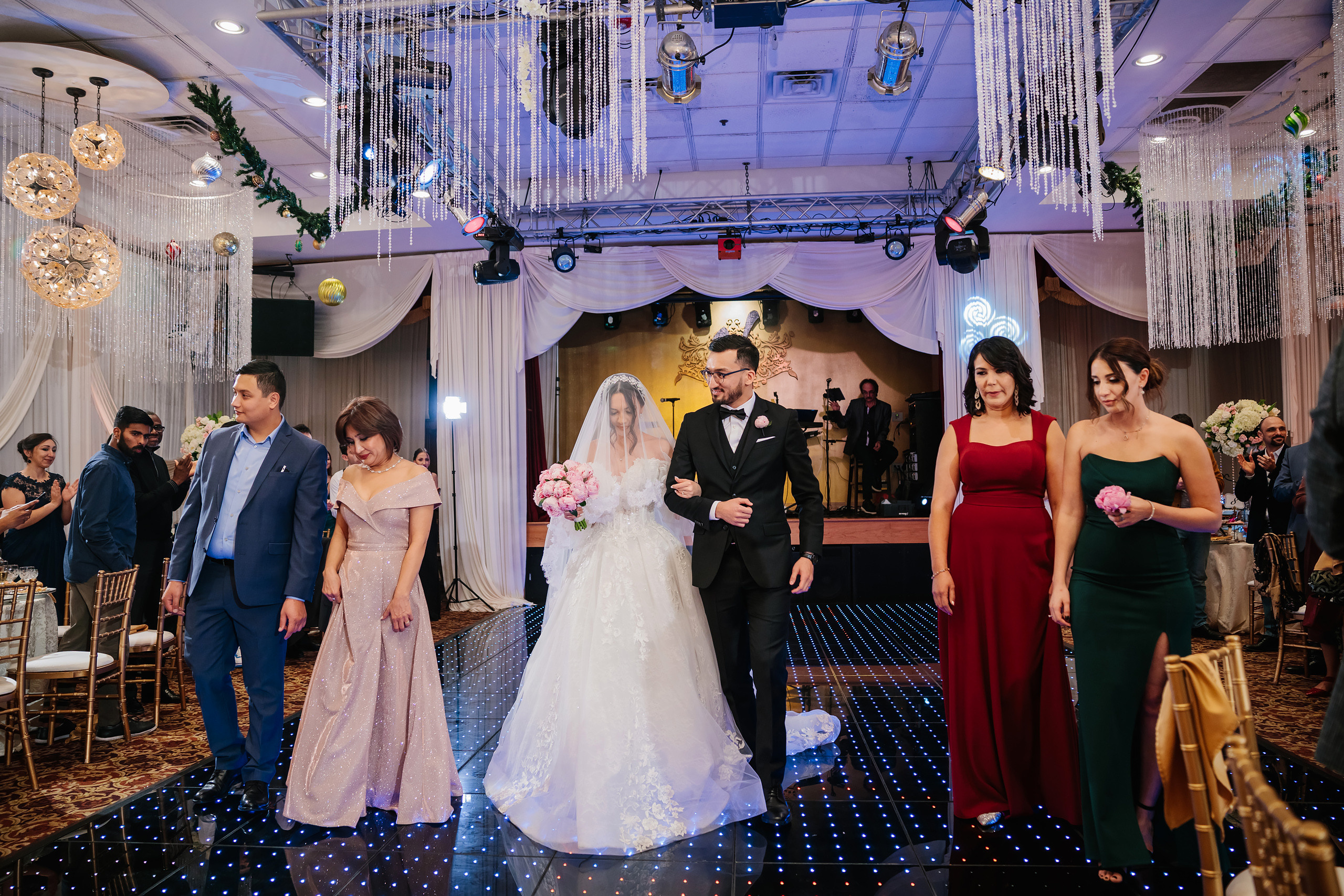 12.17.2021 Wedding. Wedding family event photographer in Chicago Nick Yushevich