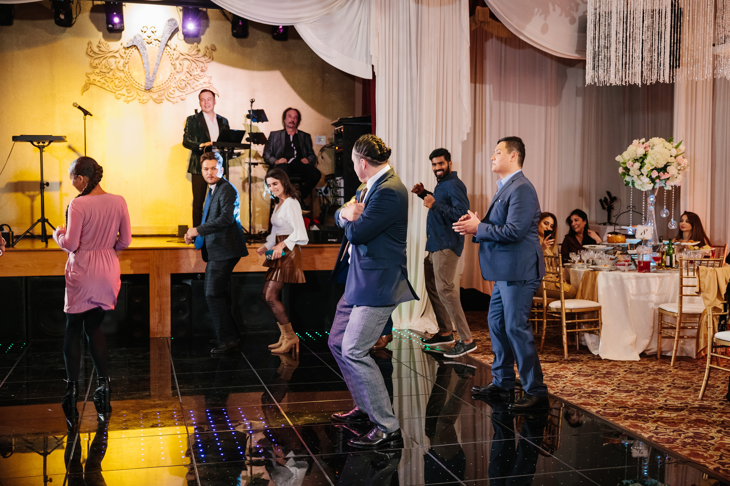 12.17.2021 Wedding. Wedding family event photographer in Chicago Nick Yushevich