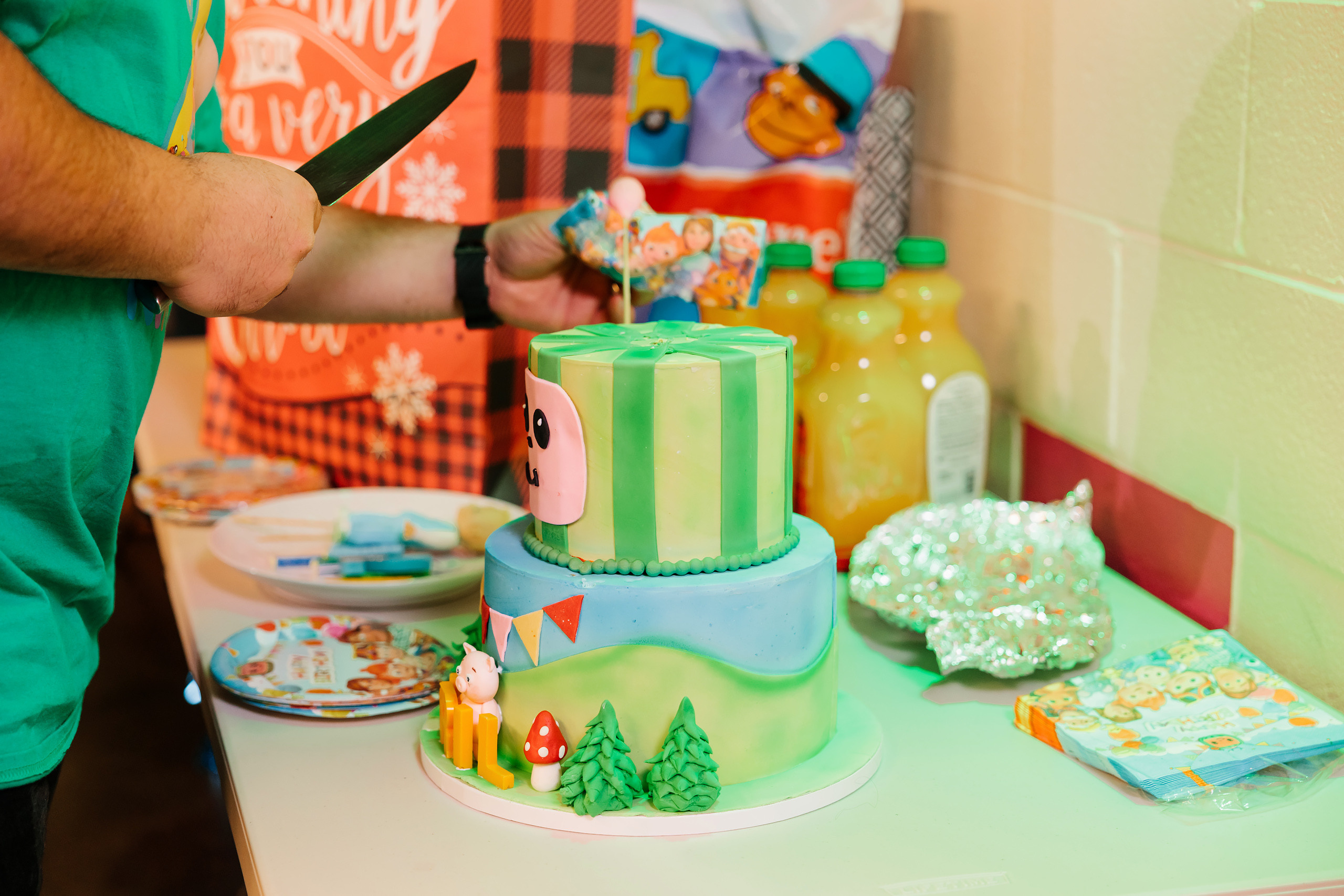 12.18.2021 Birthday Party. Wedding family event photographer in Chicago Nick Yushevich