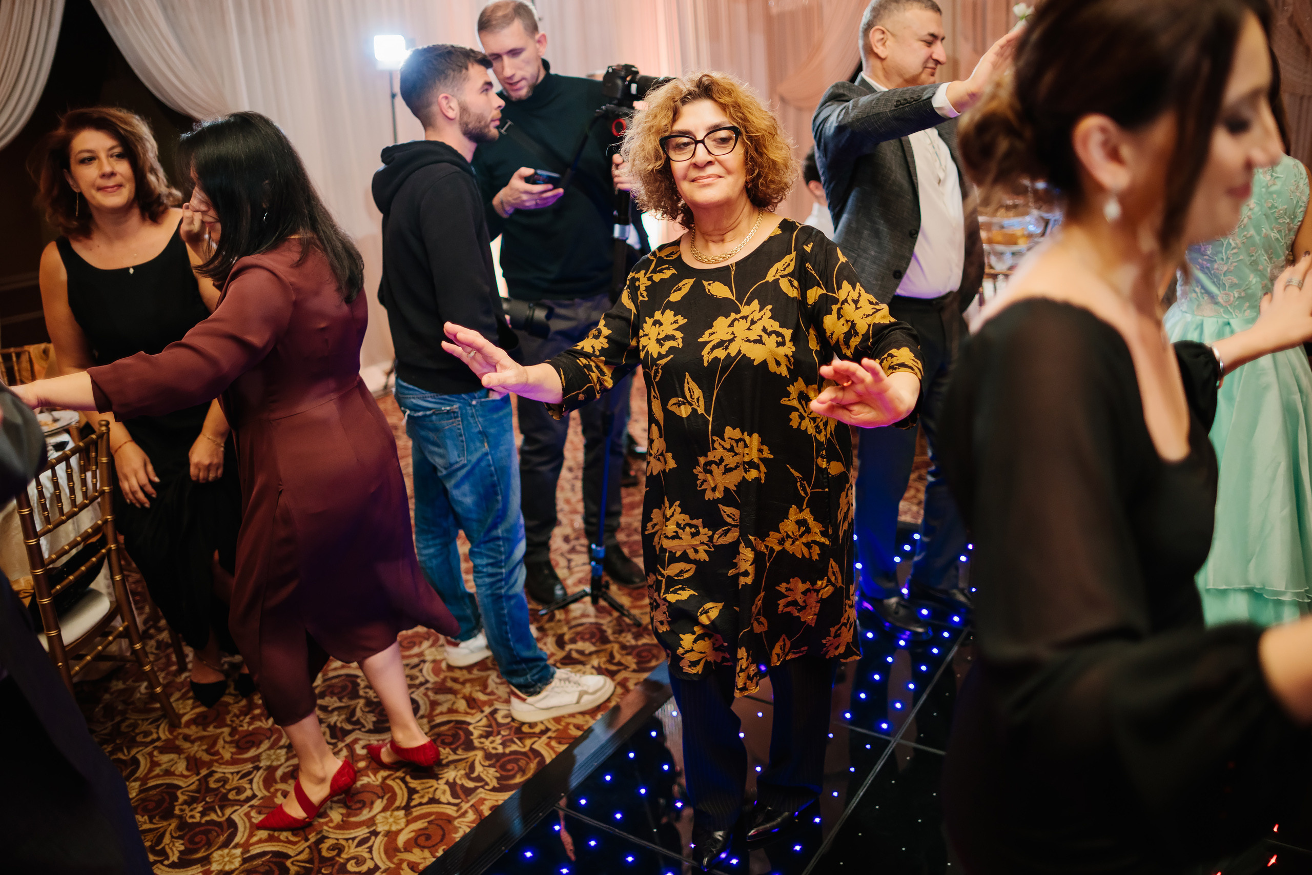 12.17.2021 Wedding. Wedding family event photographer in Chicago Nick Yushevich