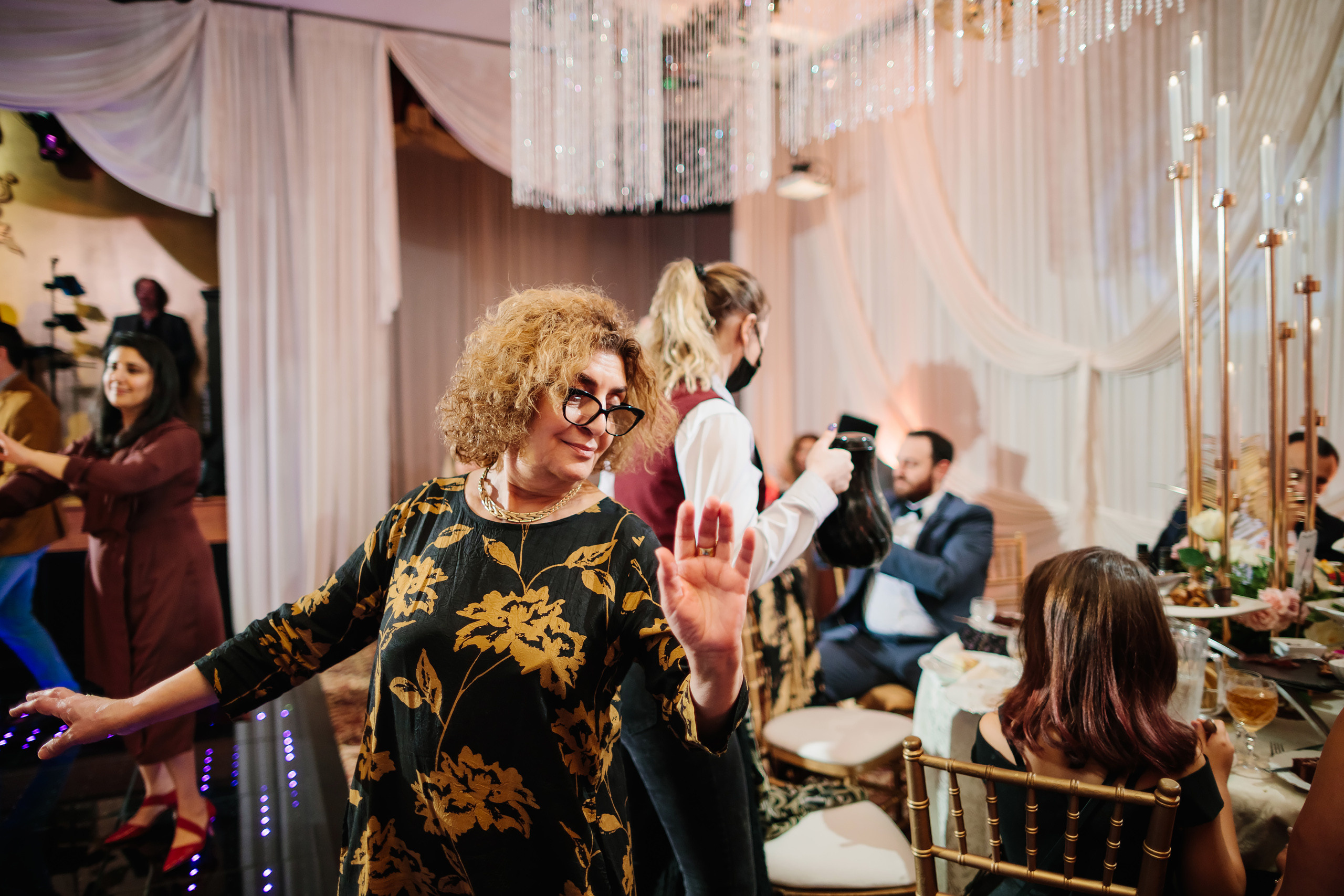 12.17.2021 Wedding. Wedding family event photographer in Chicago Nick Yushevich