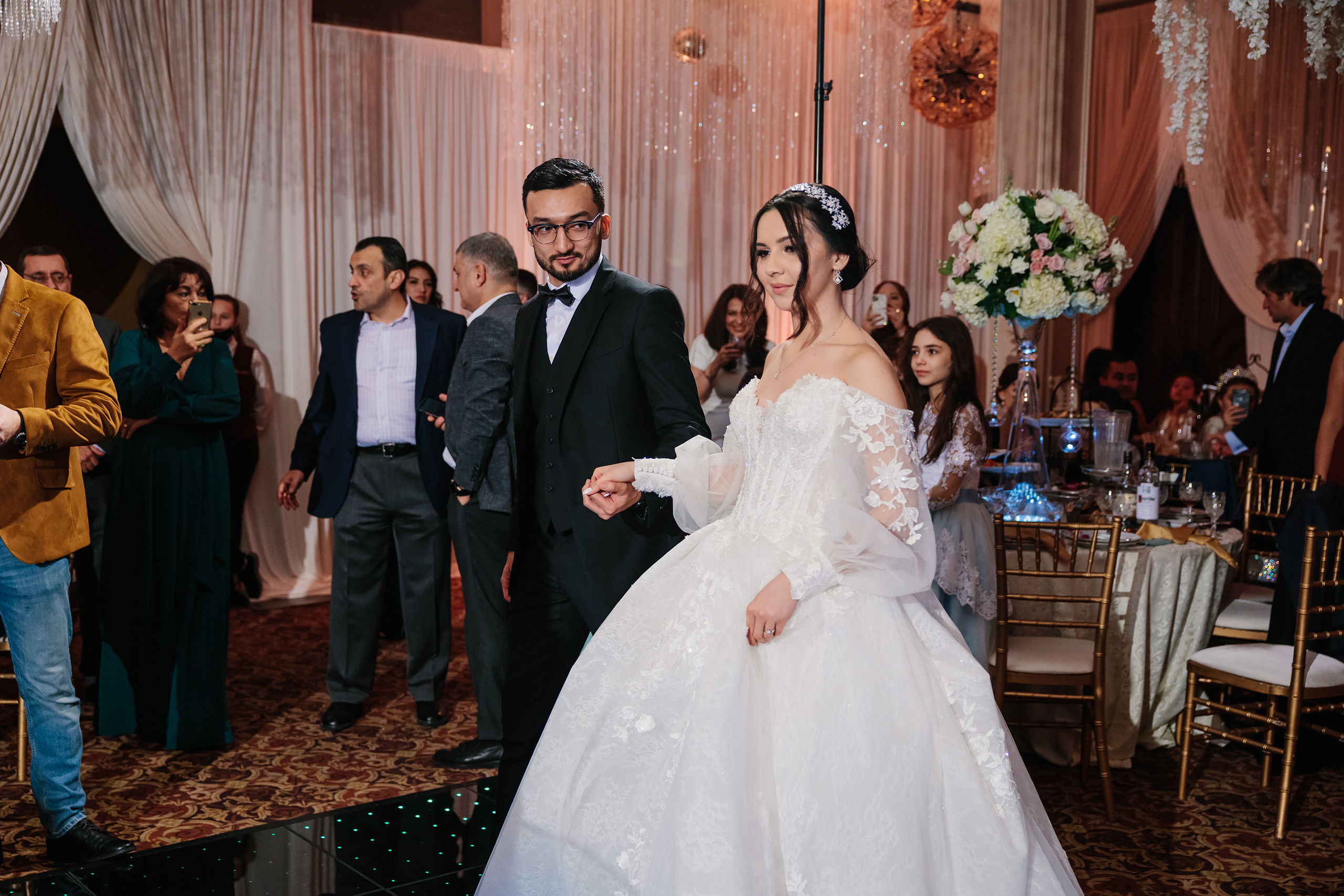 12.17.2021 Wedding. Wedding family event photographer in Chicago Nick Yushevich