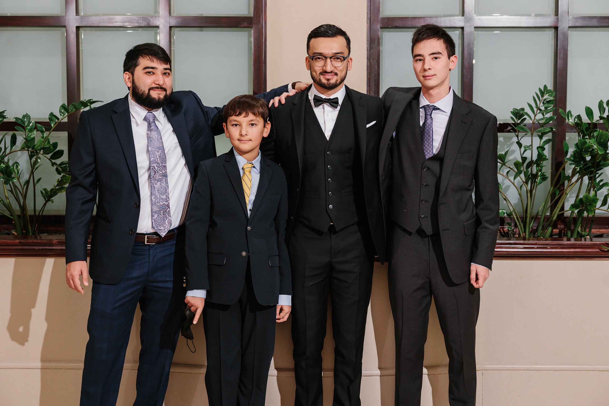 12.17.2021 Wedding. Wedding family event photographer in Chicago Nick Yushevich