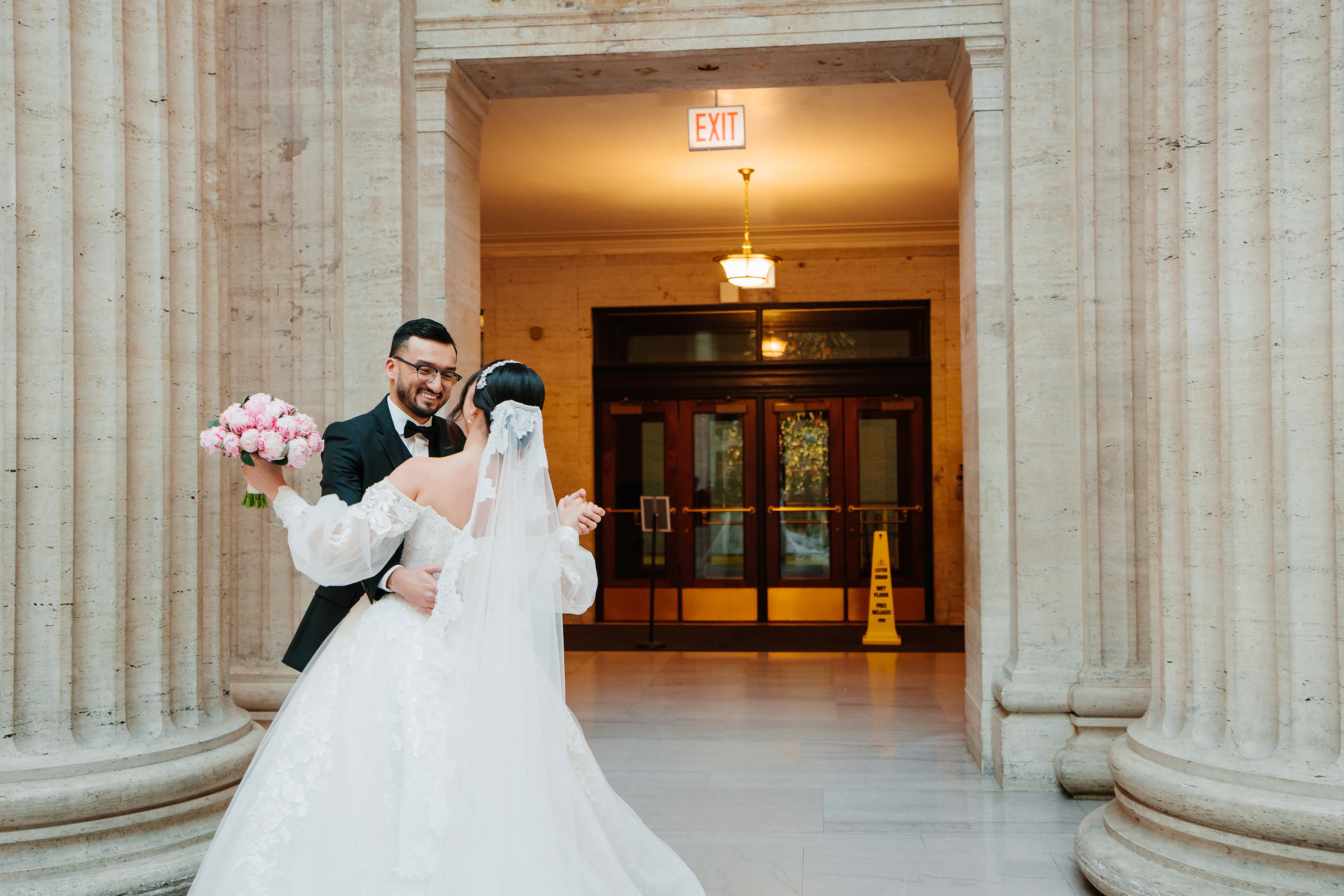 12.17.2021 Wedding. Wedding family event photographer in Chicago Nick Yushevich