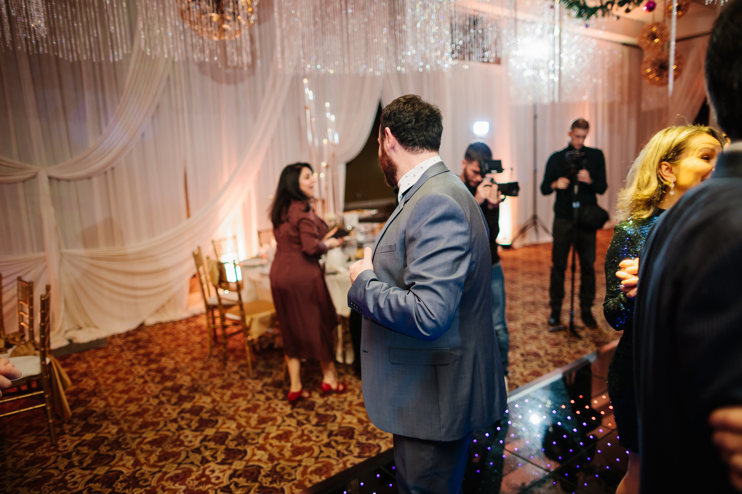 12.17.2021 Wedding. Wedding family event photographer in Chicago Nick Yushevich