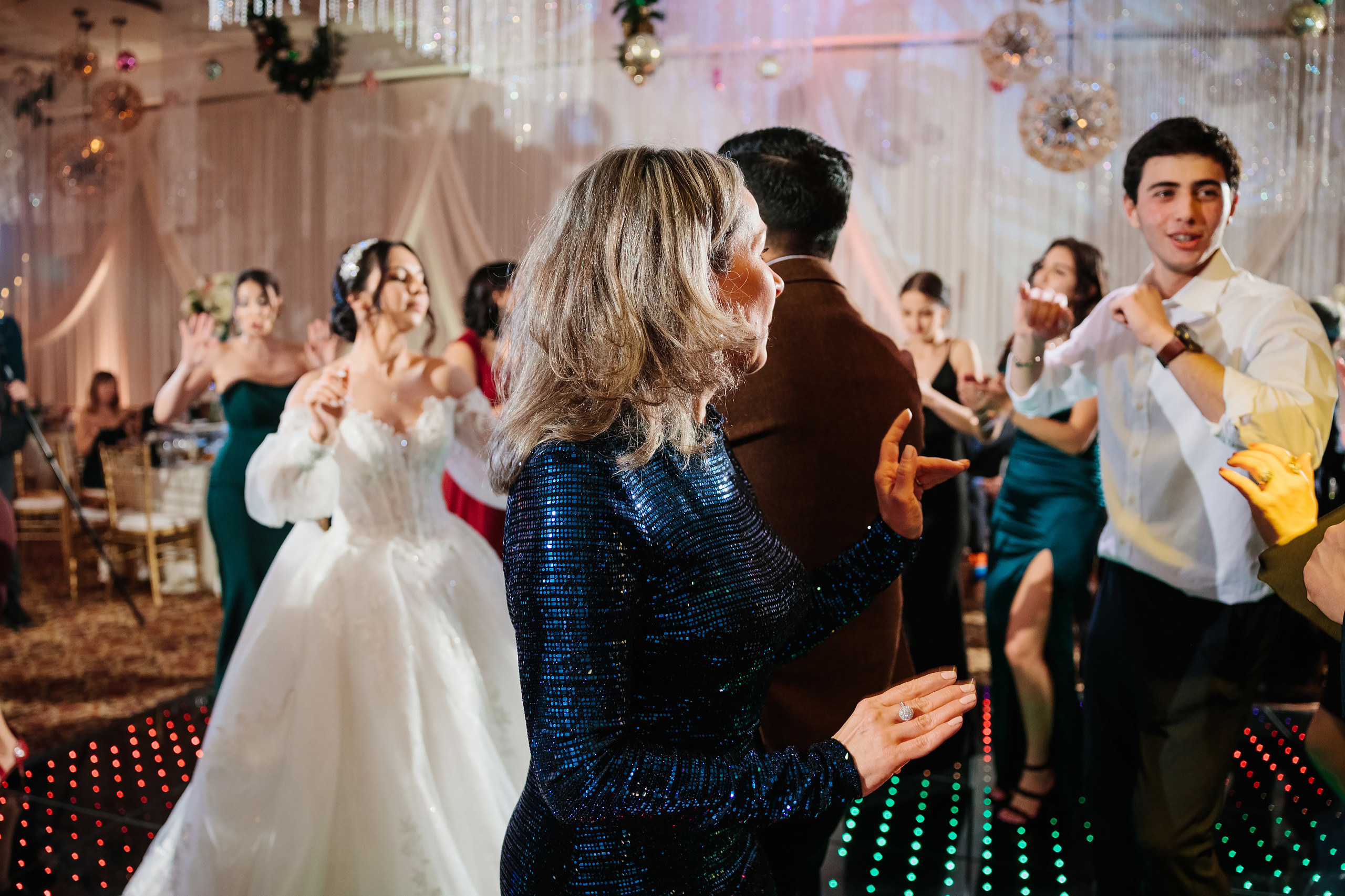 12.17.2021 Wedding. Wedding family event photographer in Chicago Nick Yushevich