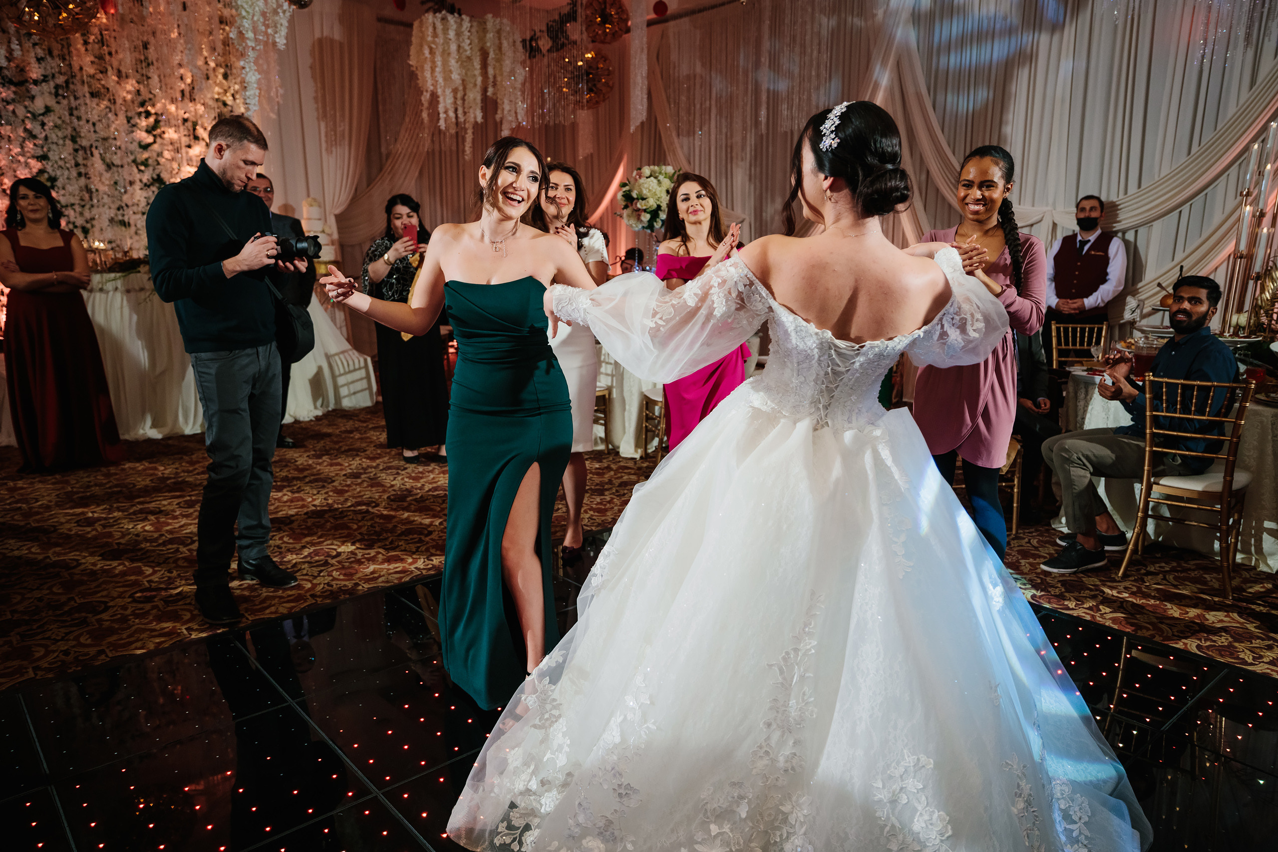 12.17.2021 Wedding. Wedding family event photographer in Chicago Nick Yushevich