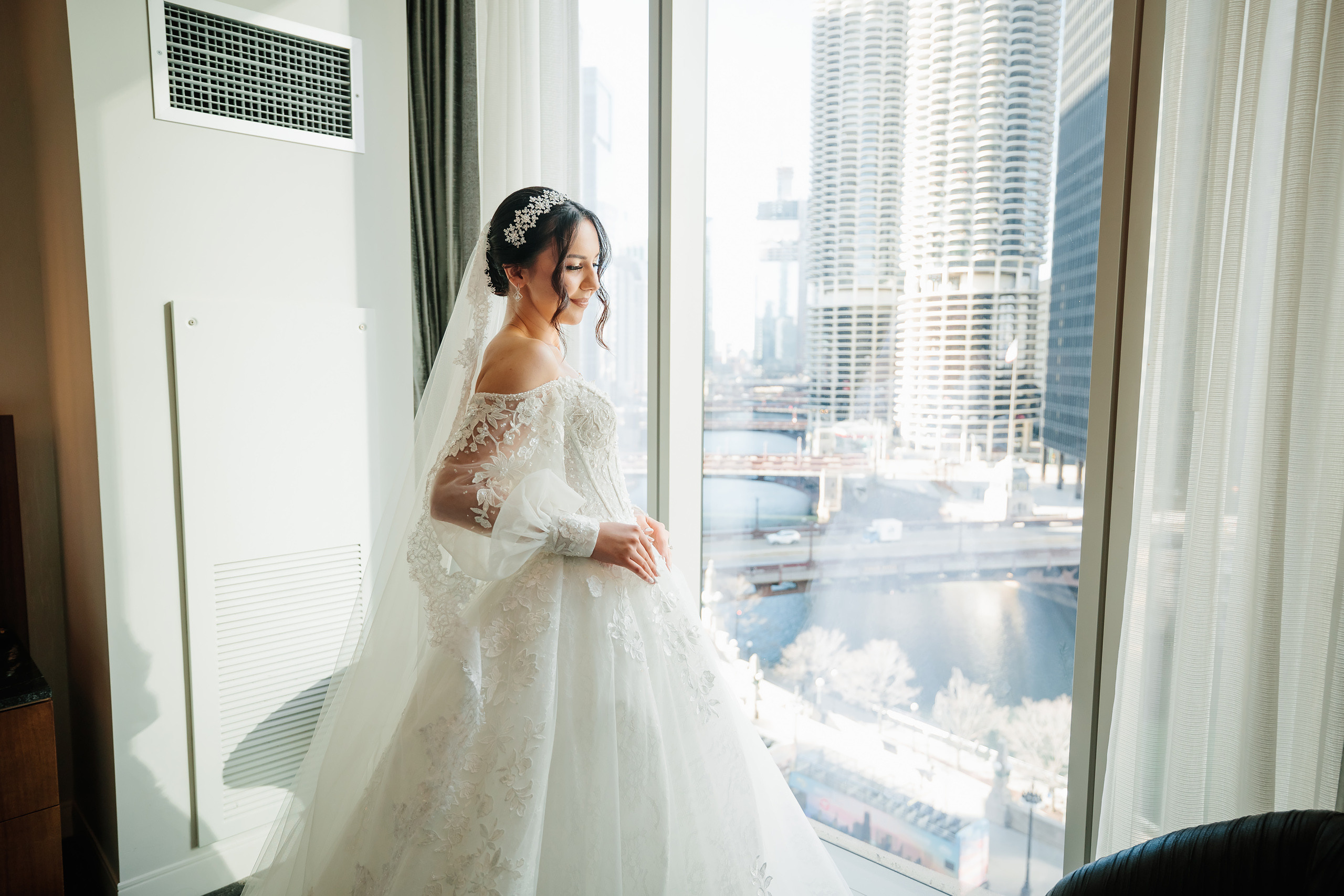 12.17.2021 Wedding. Wedding family event photographer in Chicago Nick Yushevich