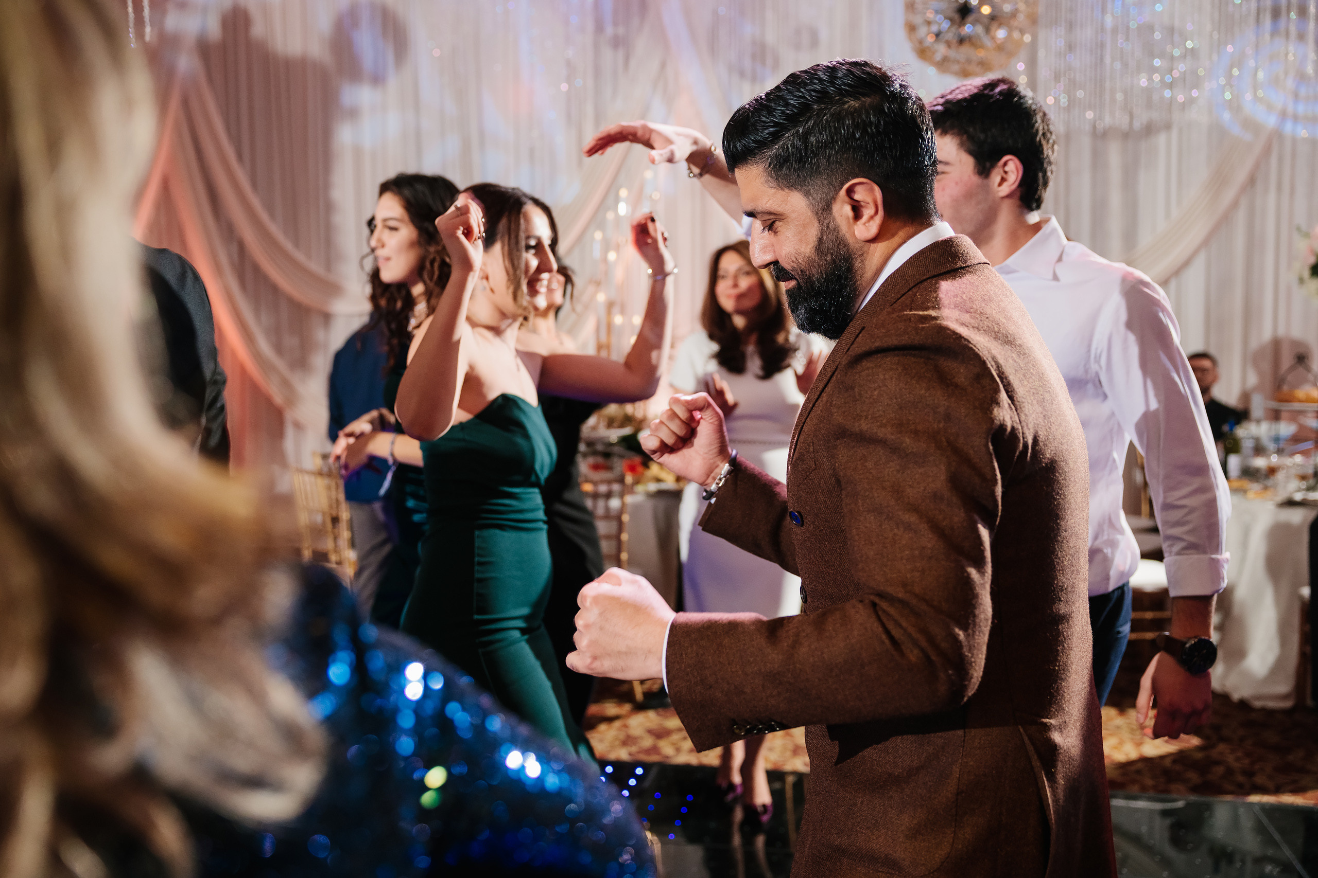 12.17.2021 Wedding. Wedding family event photographer in Chicago Nick Yushevich