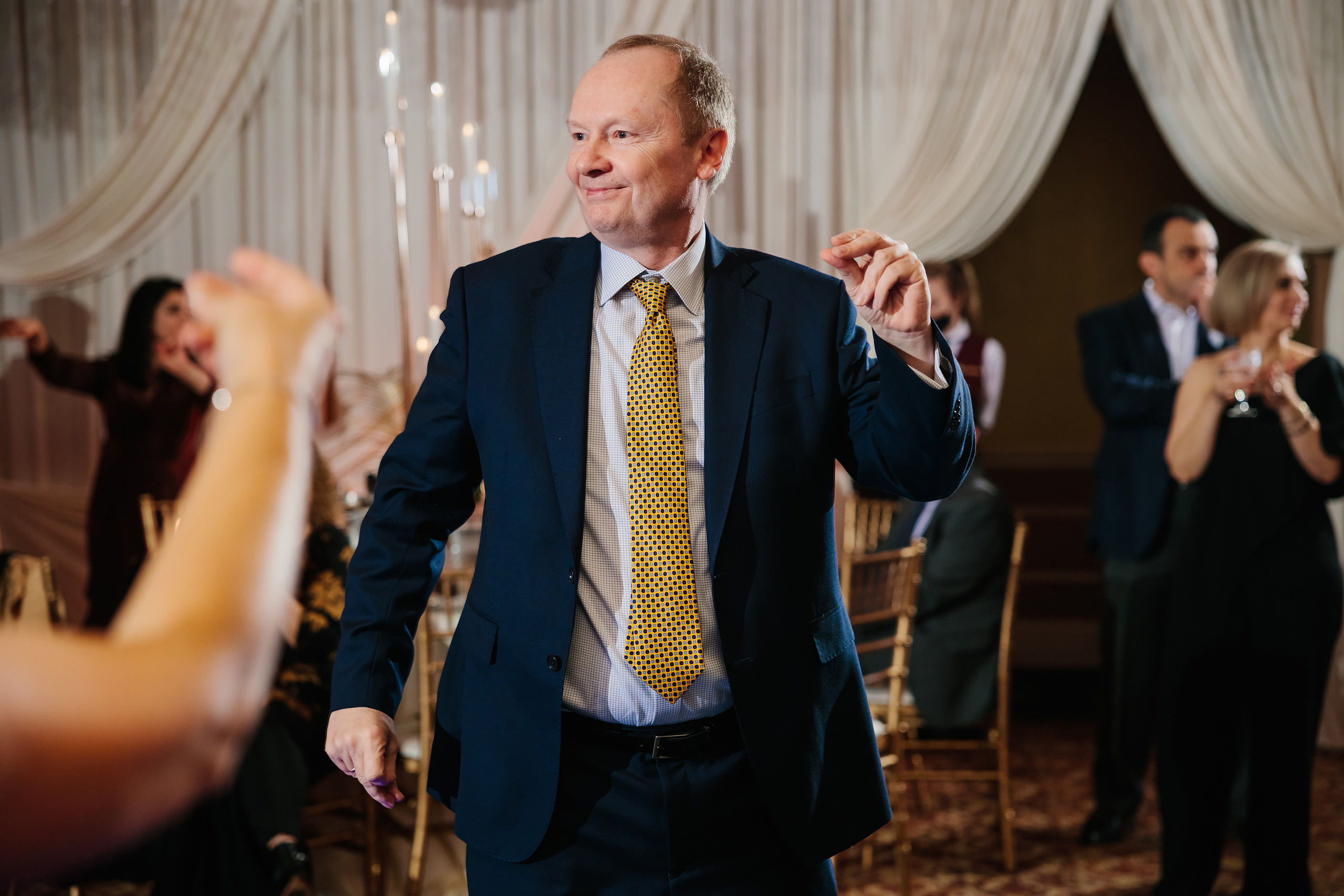 12.17.2021 Wedding. Wedding family event photographer in Chicago Nick Yushevich