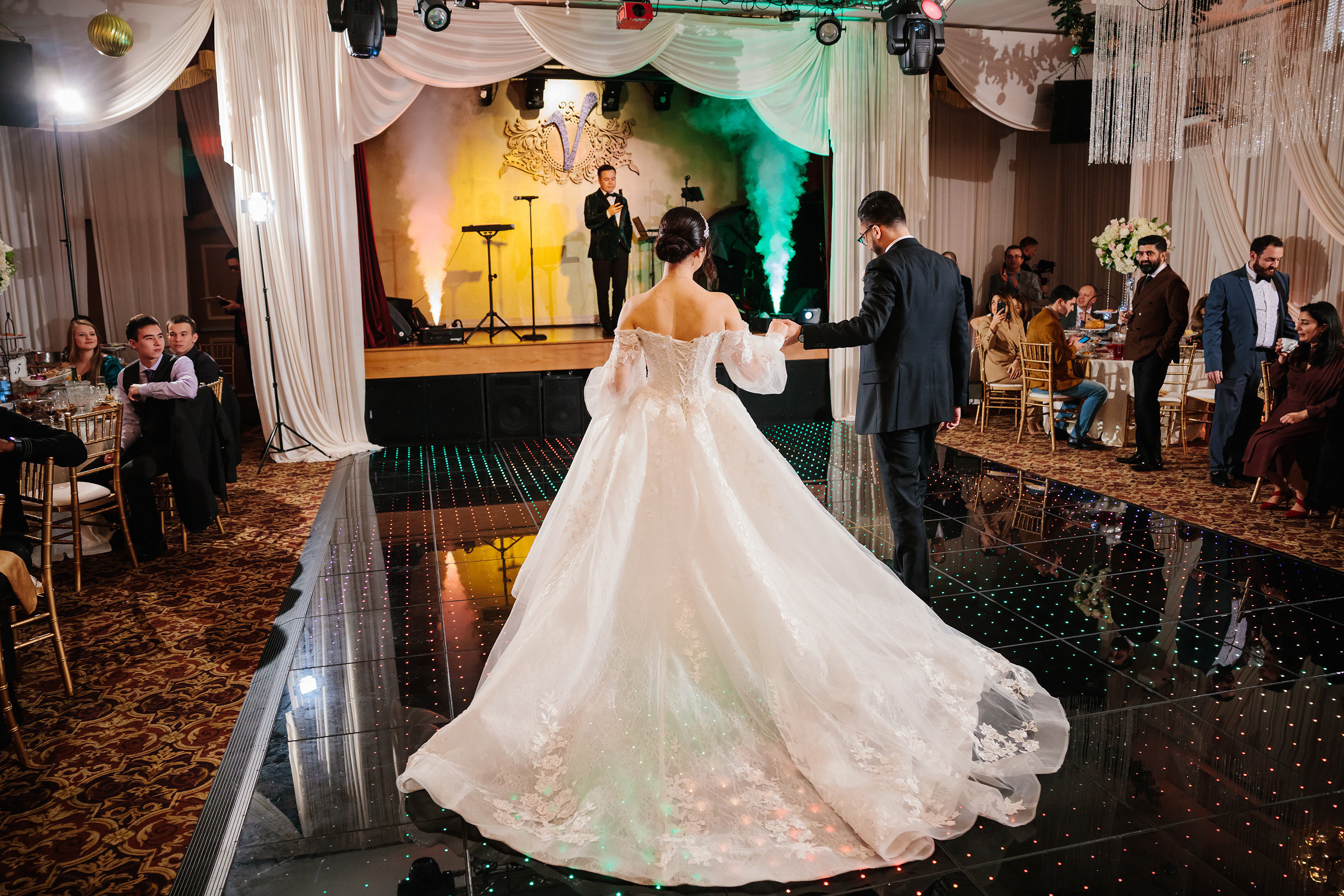 12.17.2021 Wedding. Wedding family event photographer in Chicago Nick Yushevich