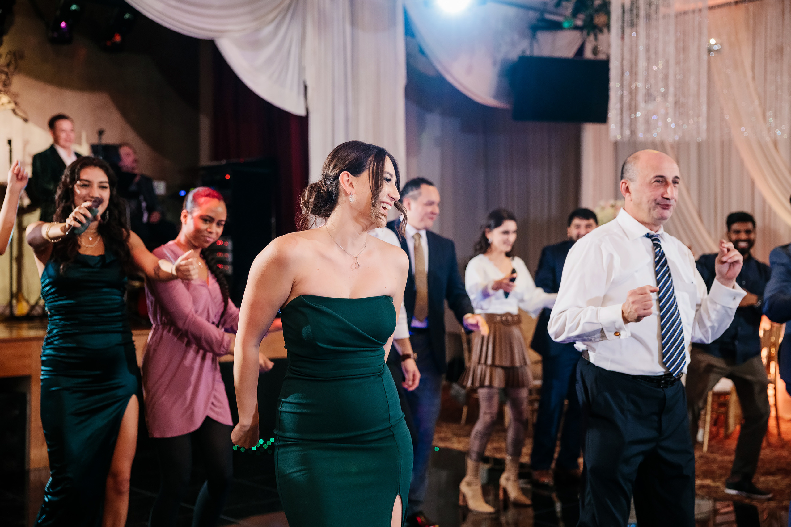 12.17.2021 Wedding. Wedding family event photographer in Chicago Nick Yushevich