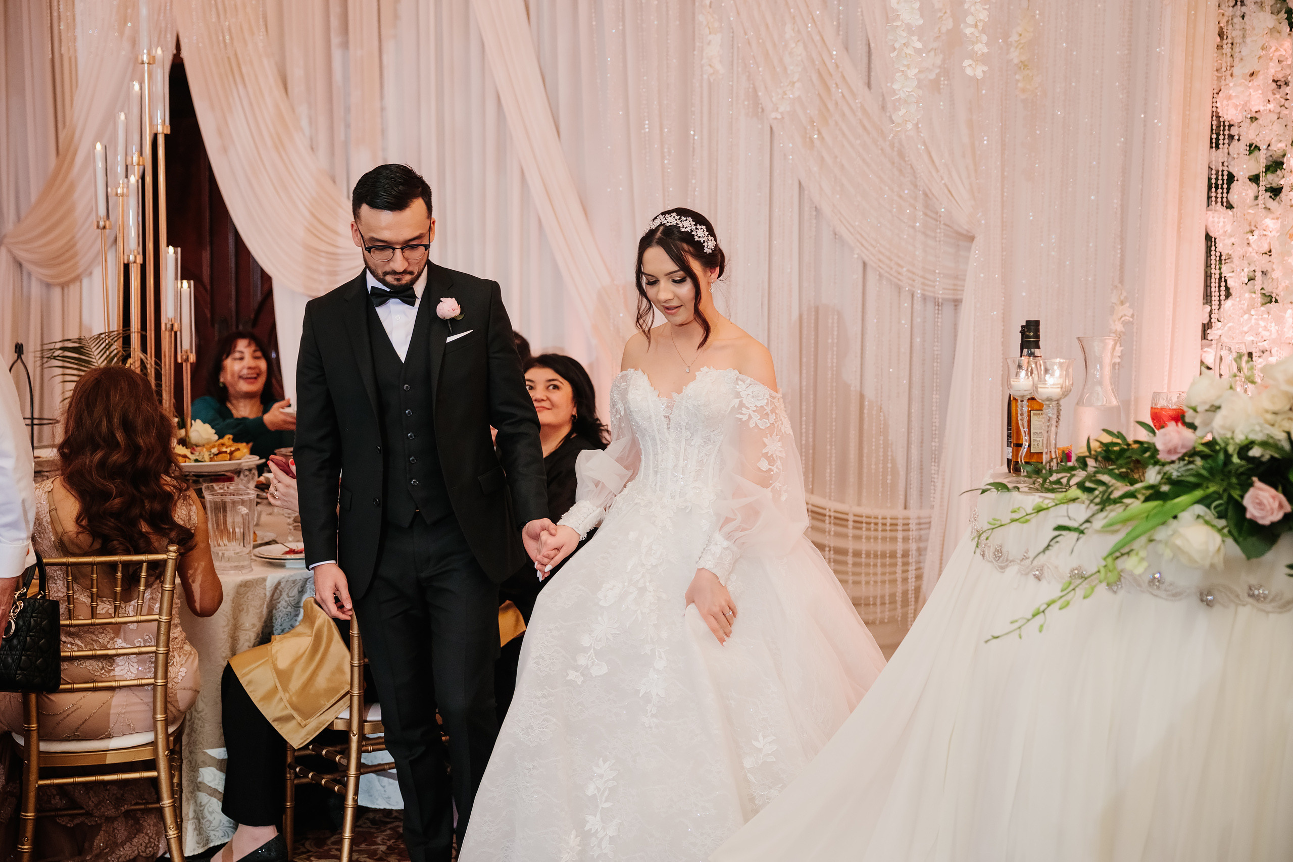 12.17.2021 Wedding. Wedding family event photographer in Chicago Nick Yushevich