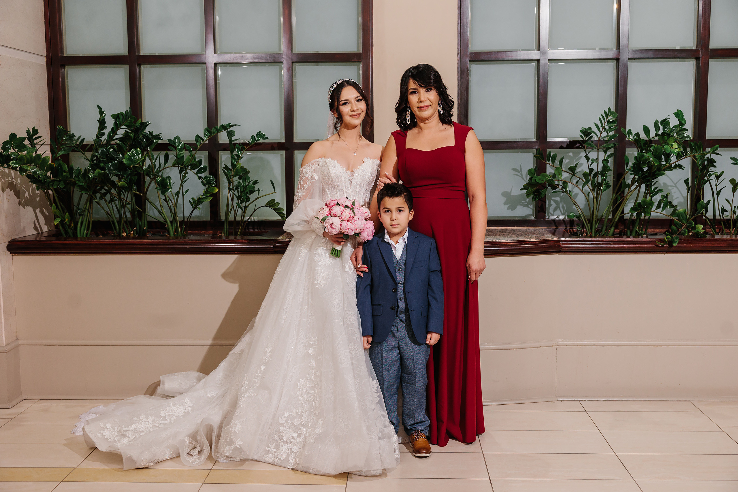 12.17.2021 Wedding. Wedding family event photographer in Chicago Nick Yushevich