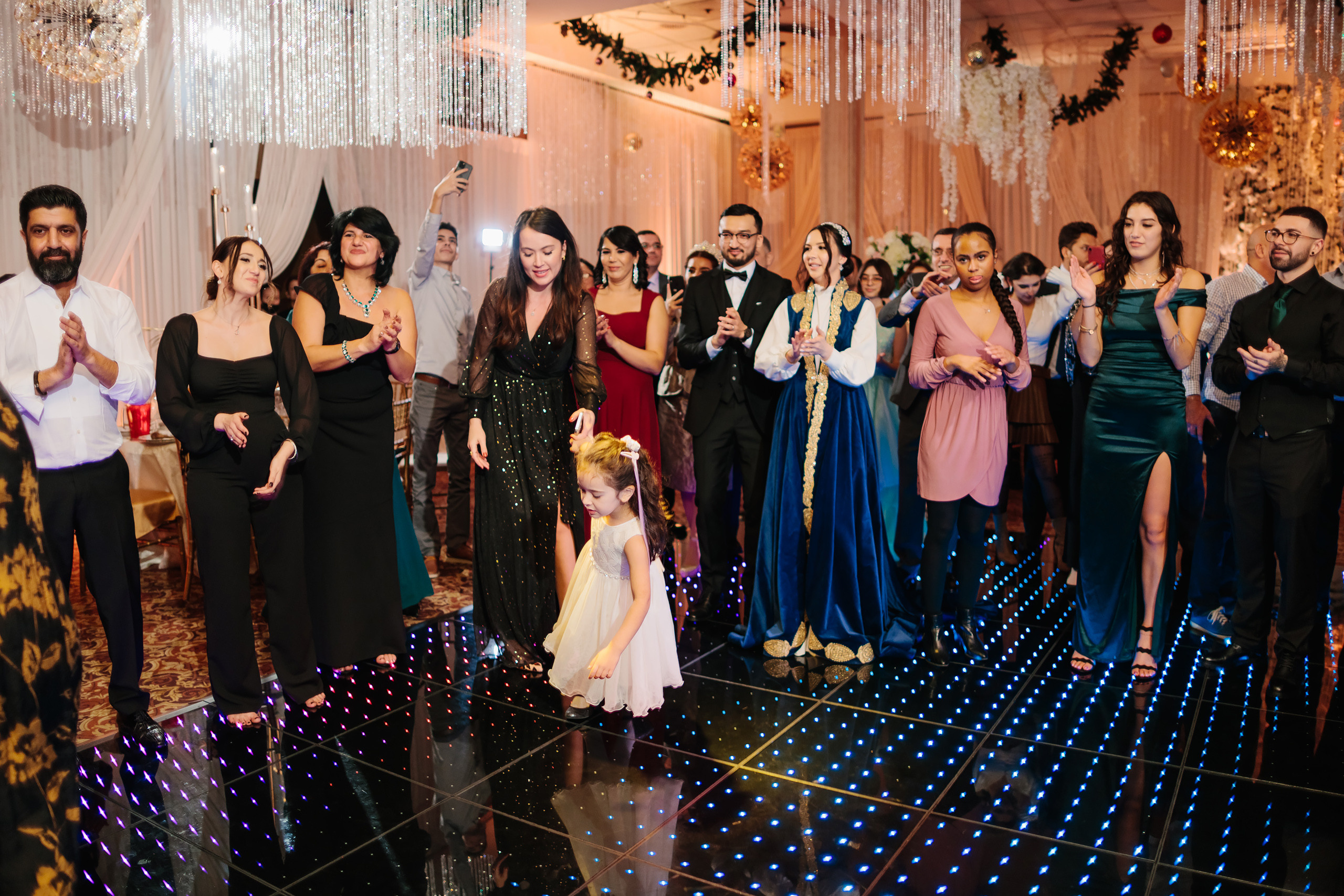 12.17.2021 Wedding. Wedding family event photographer in Chicago Nick Yushevich