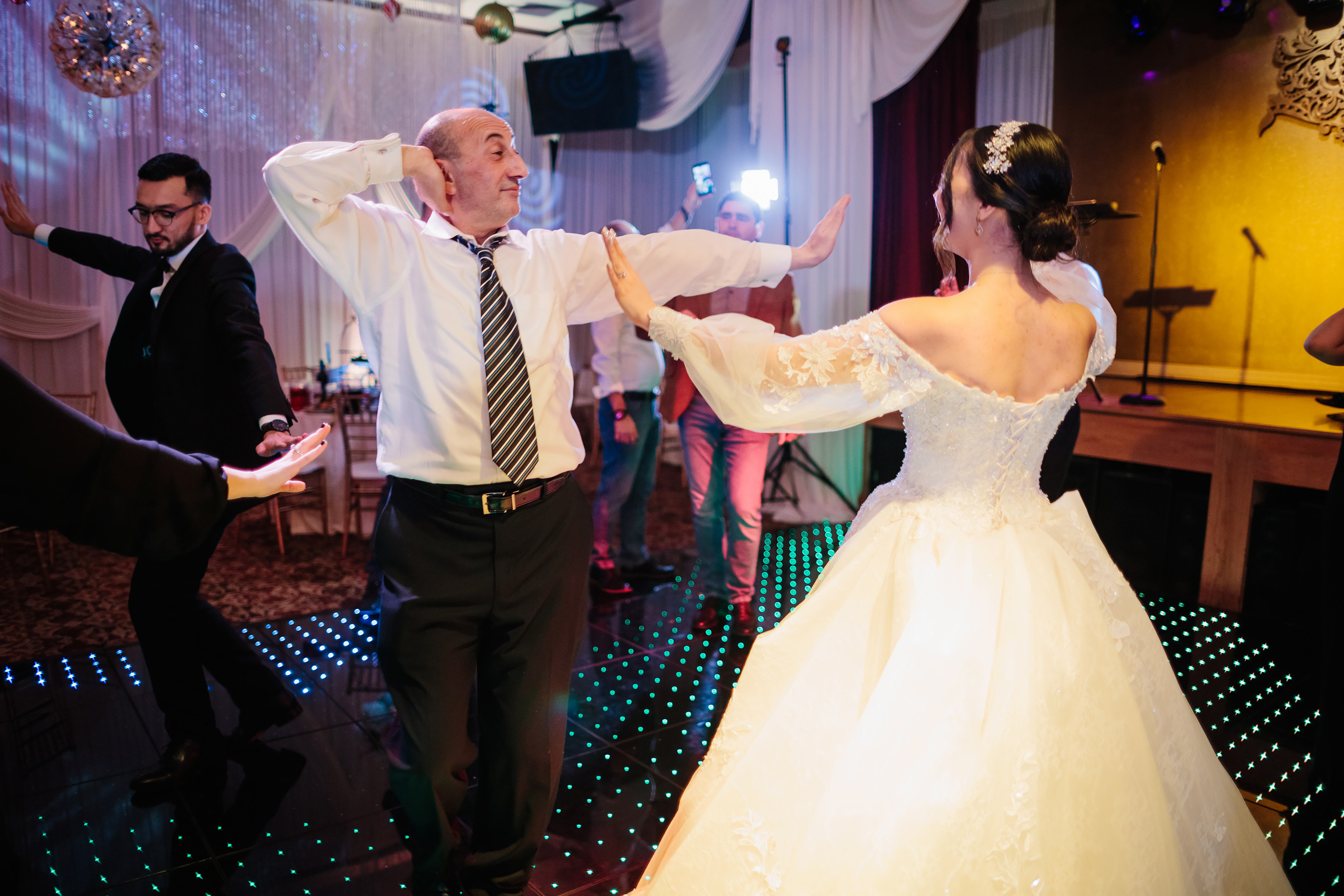 12.17.2021 Wedding. Wedding family event photographer in Chicago Nick Yushevich