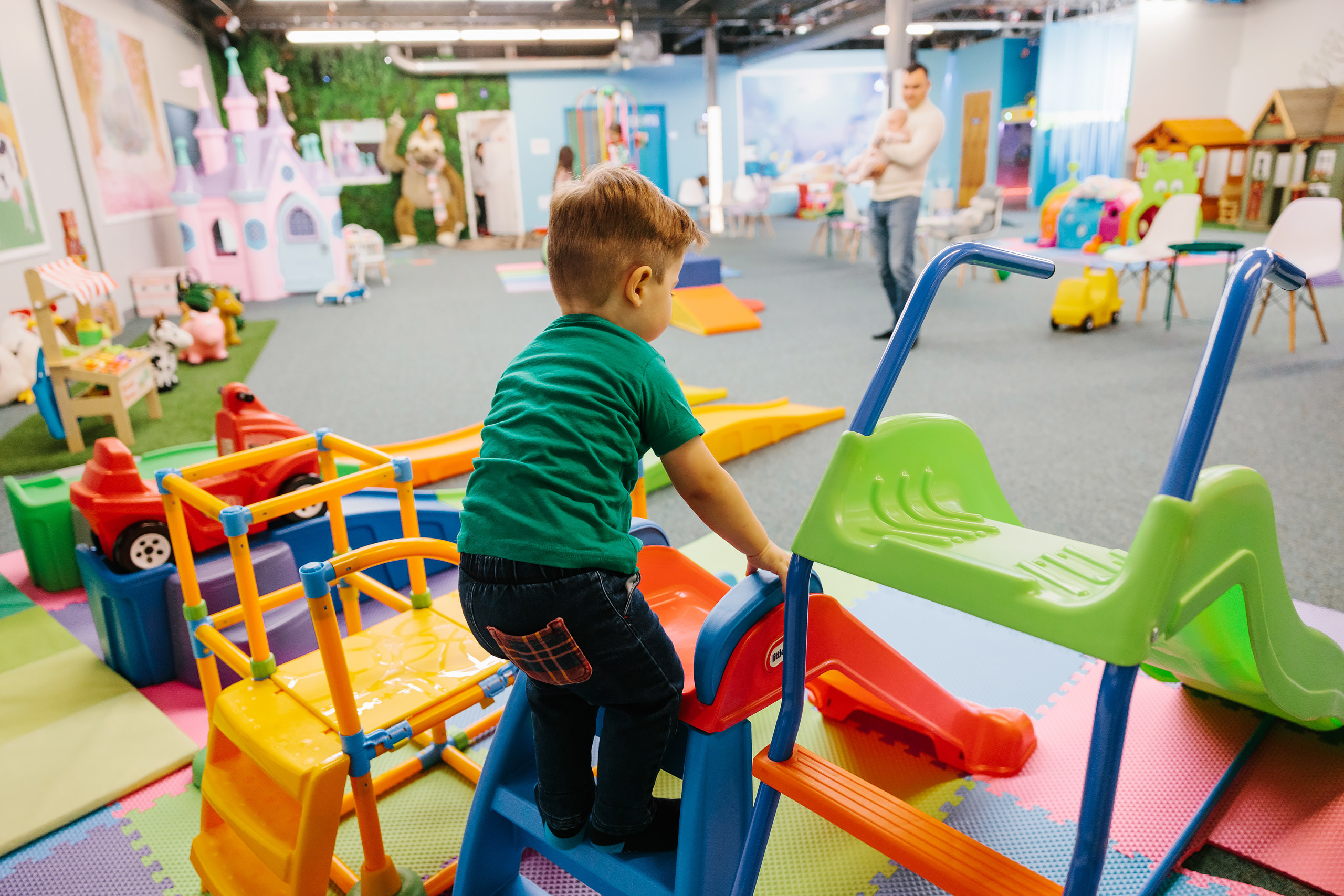 12.18.2021 Birthday Party. Wedding family event photographer in Chicago Nick Yushevich