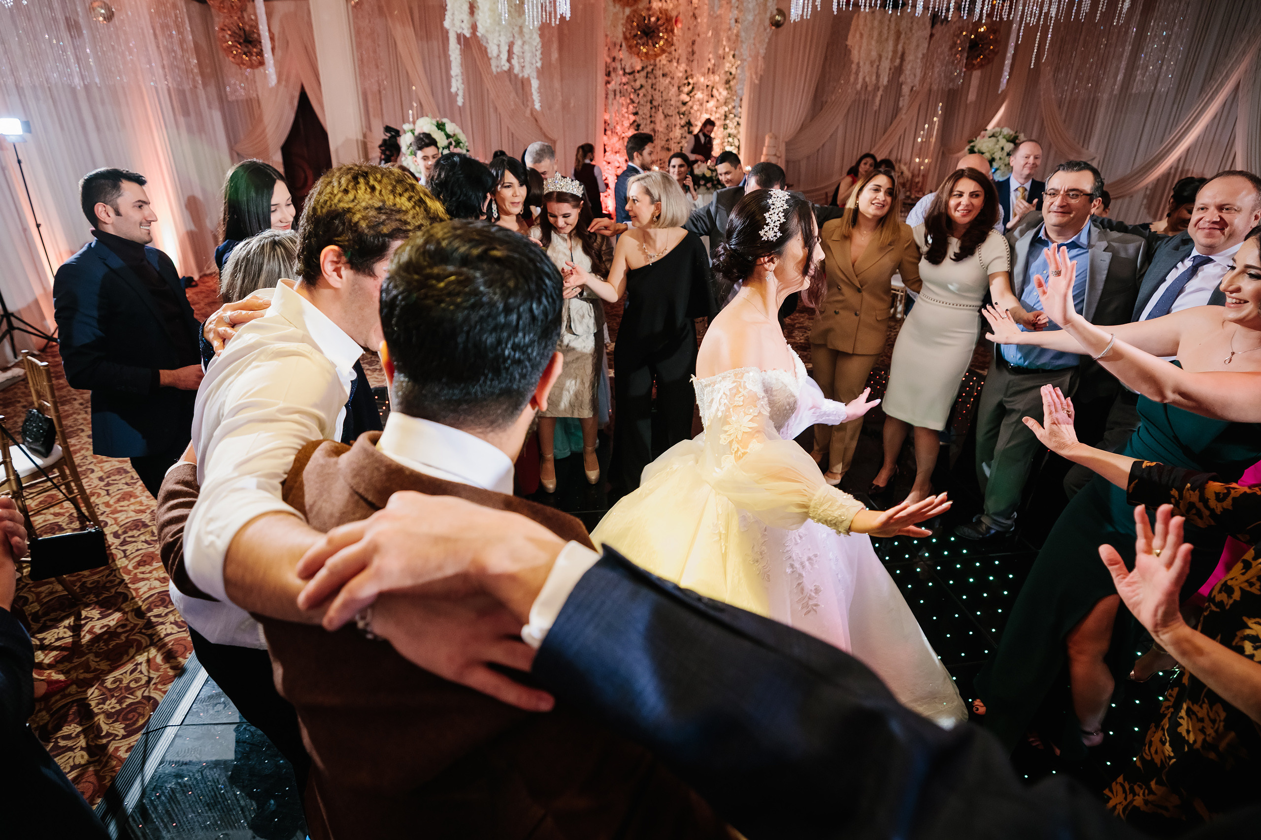 12.17.2021 Wedding. Wedding family event photographer in Chicago Nick Yushevich