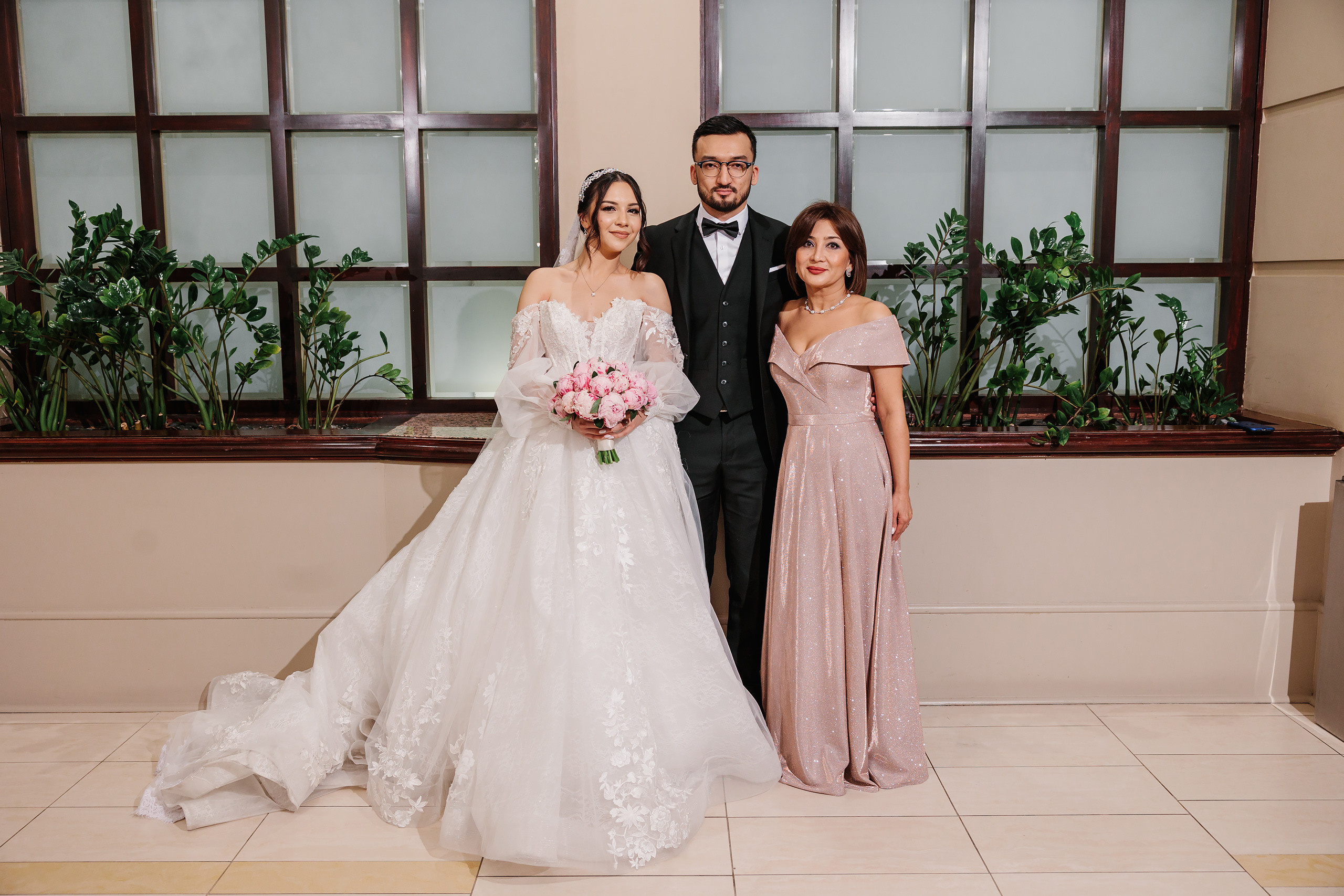 12.17.2021 Wedding. Wedding family event photographer in Chicago Nick Yushevich