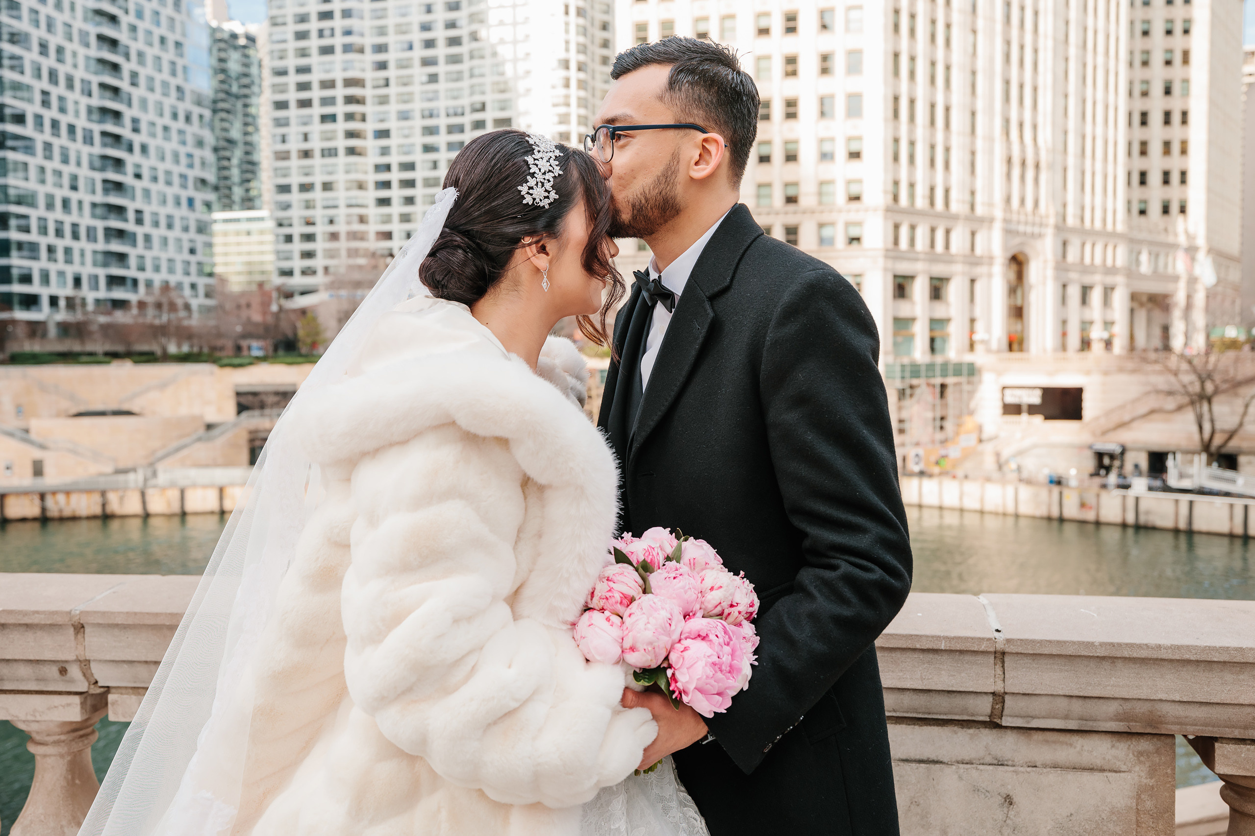 12.17.2021 Wedding. Wedding family event photographer in Chicago Nick Yushevich