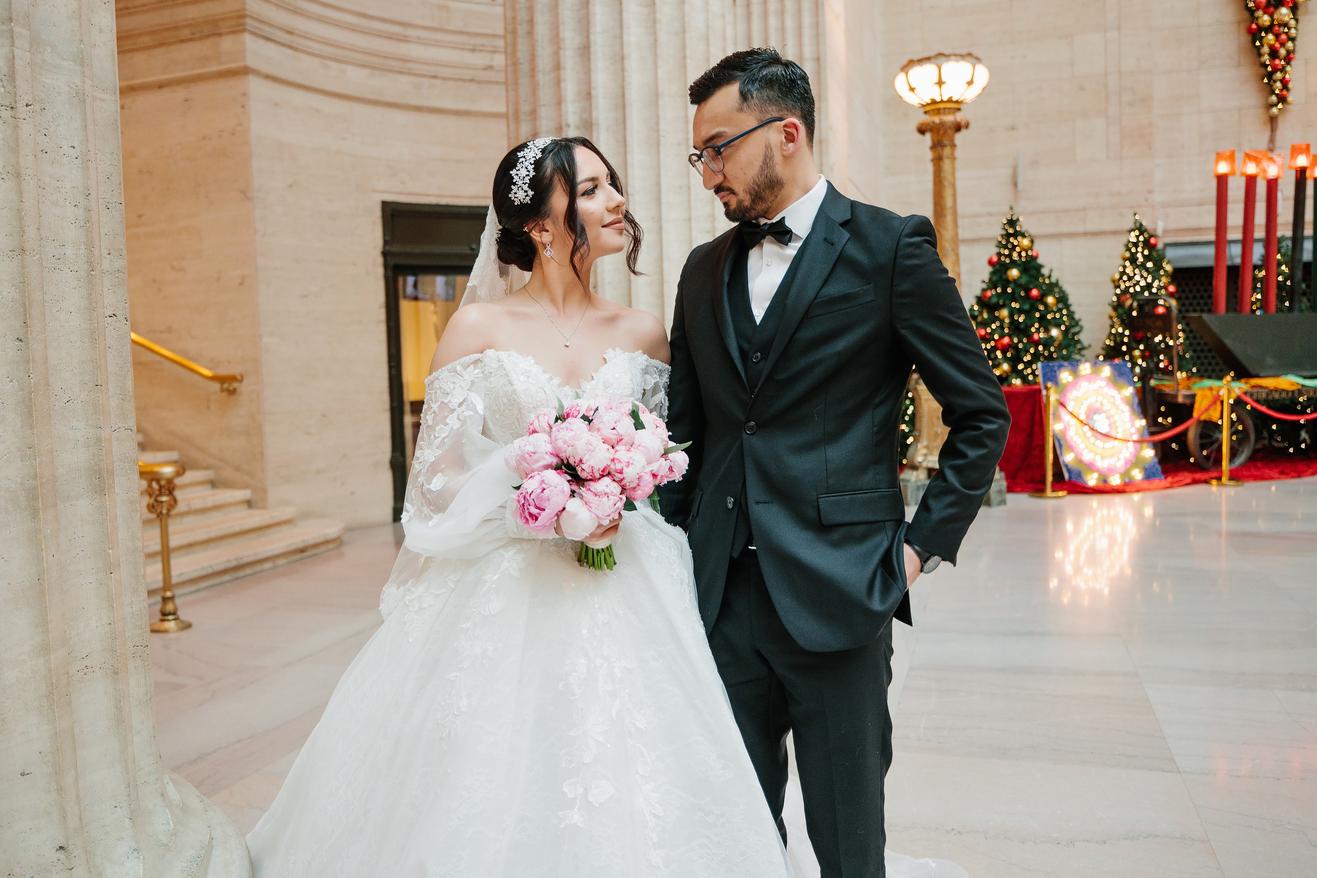 12.17.2021 Wedding. Wedding family event photographer in Chicago Nick Yushevich