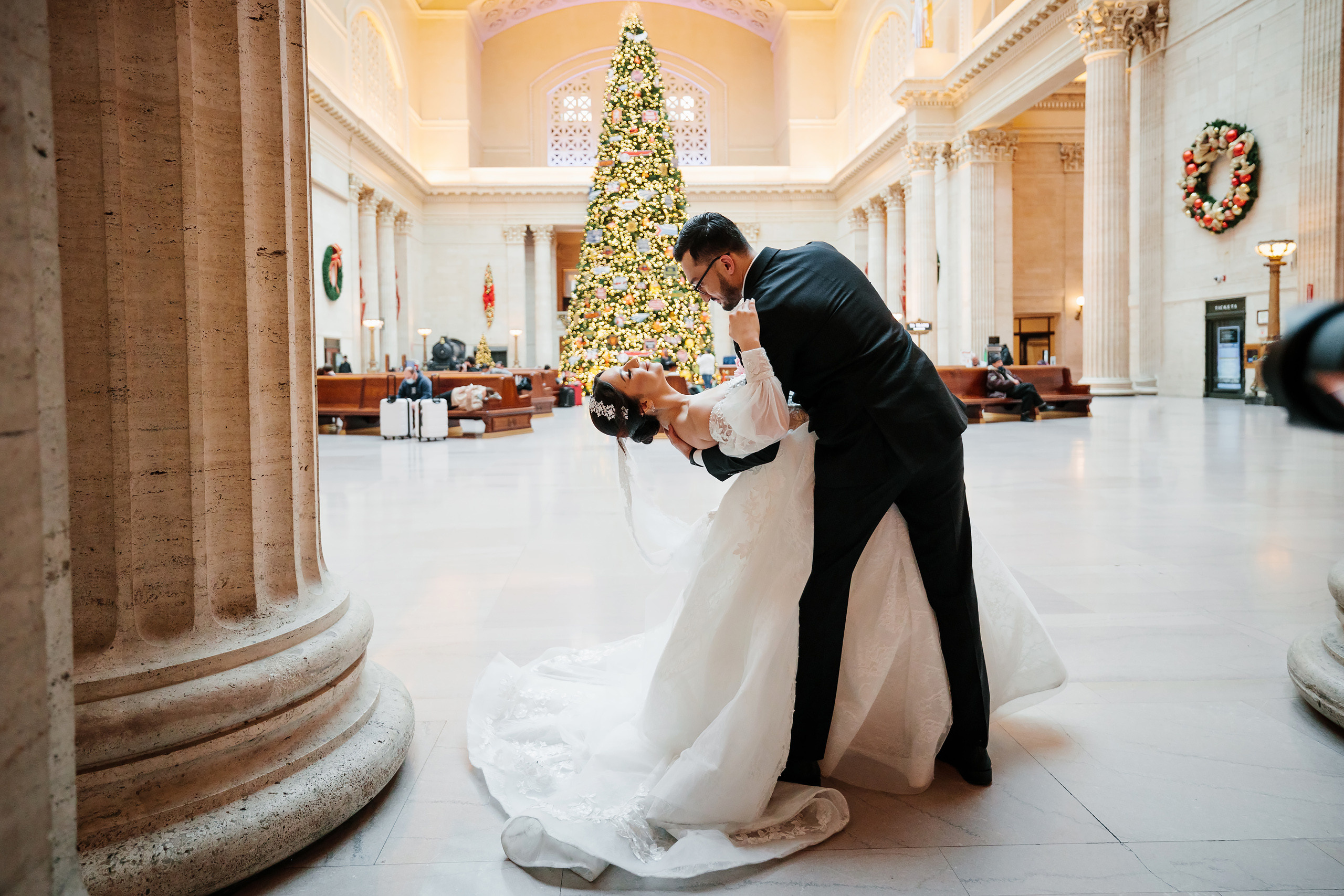 12.17.2021 Wedding. Wedding family event photographer in Chicago Nick Yushevich