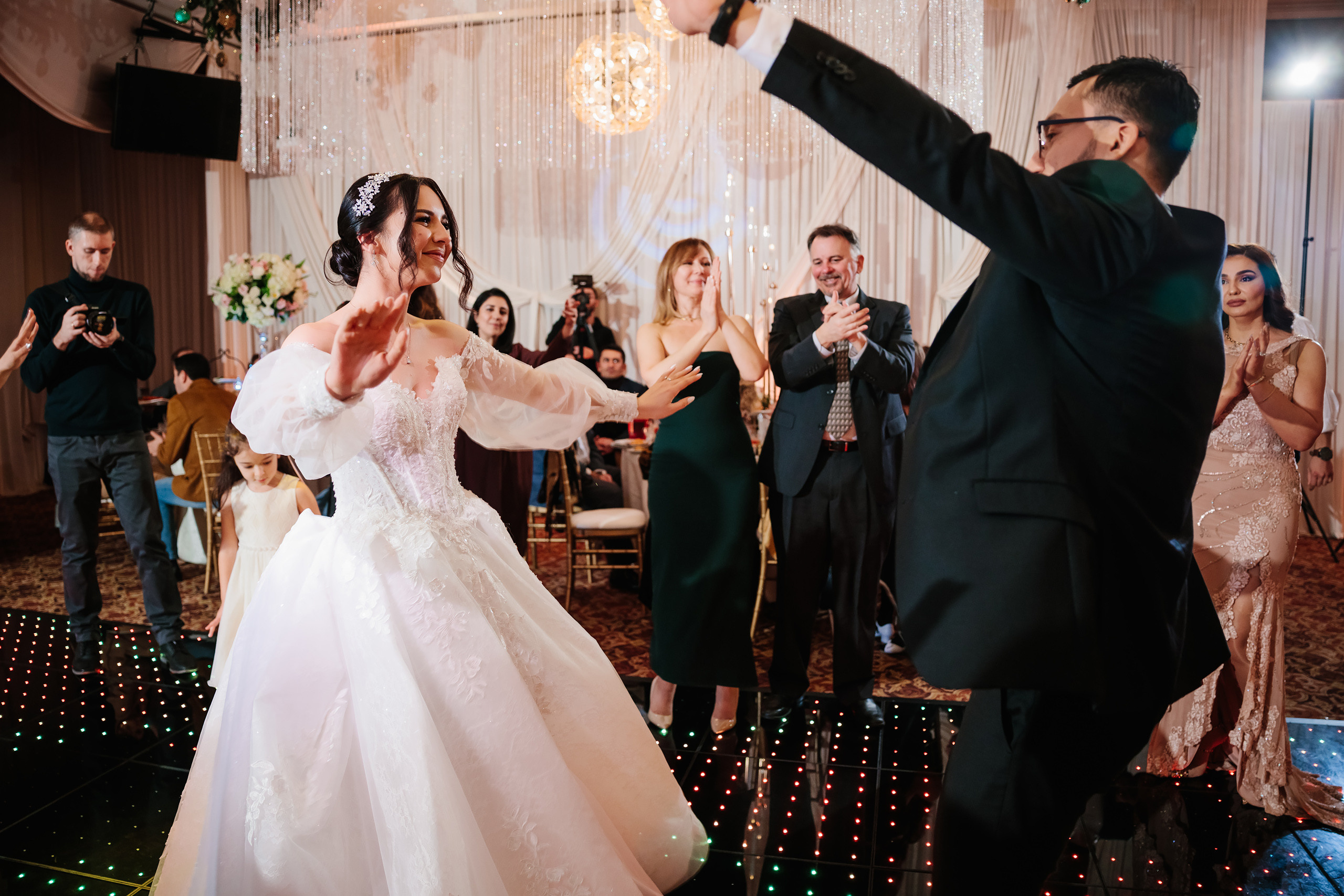 12.17.2021 Wedding. Wedding family event photographer in Chicago Nick Yushevich