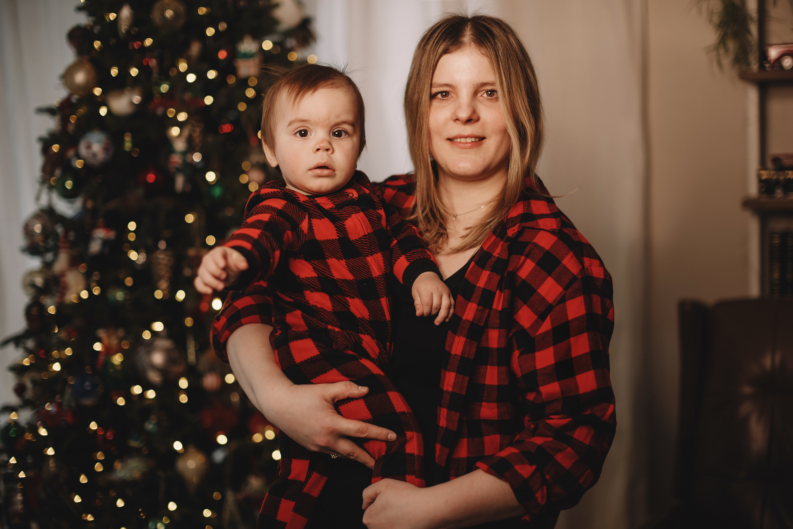 01302022 Christmas Photoshoot. Wedding family event photographer in Chicago Nick Yushevich