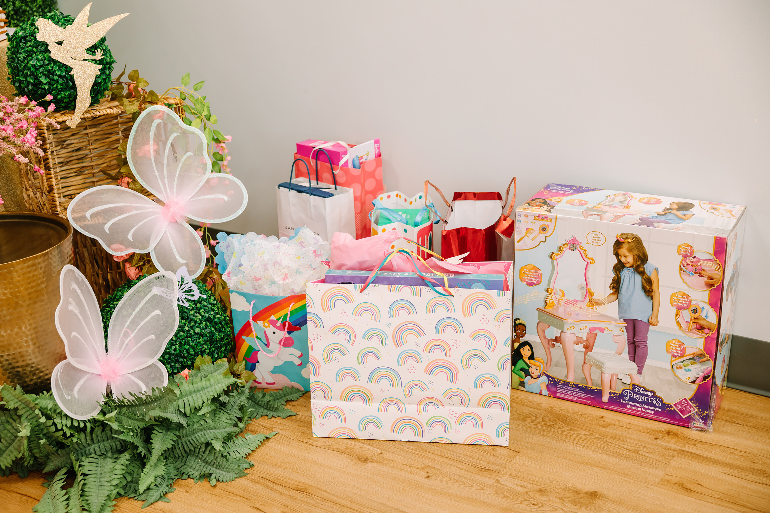 02.19.2022 Birthday Party. Wedding family event photographer in Chicago Nick Yushevich