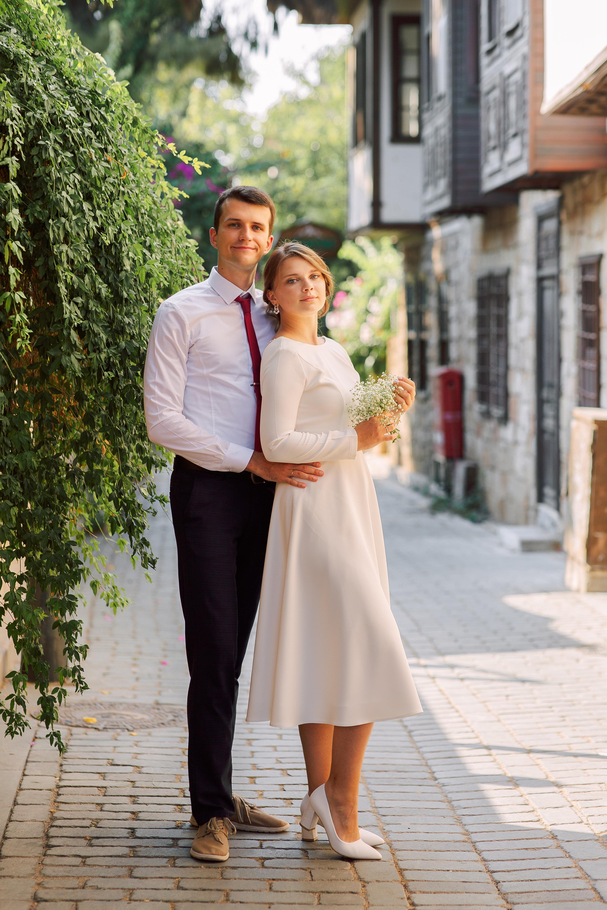 Wedding photo session in Antalya. Streets and beach. Professional Photographer in Alanya, Side, Belek | Alsu Develi  Wedding, Family and portrait photo sessions