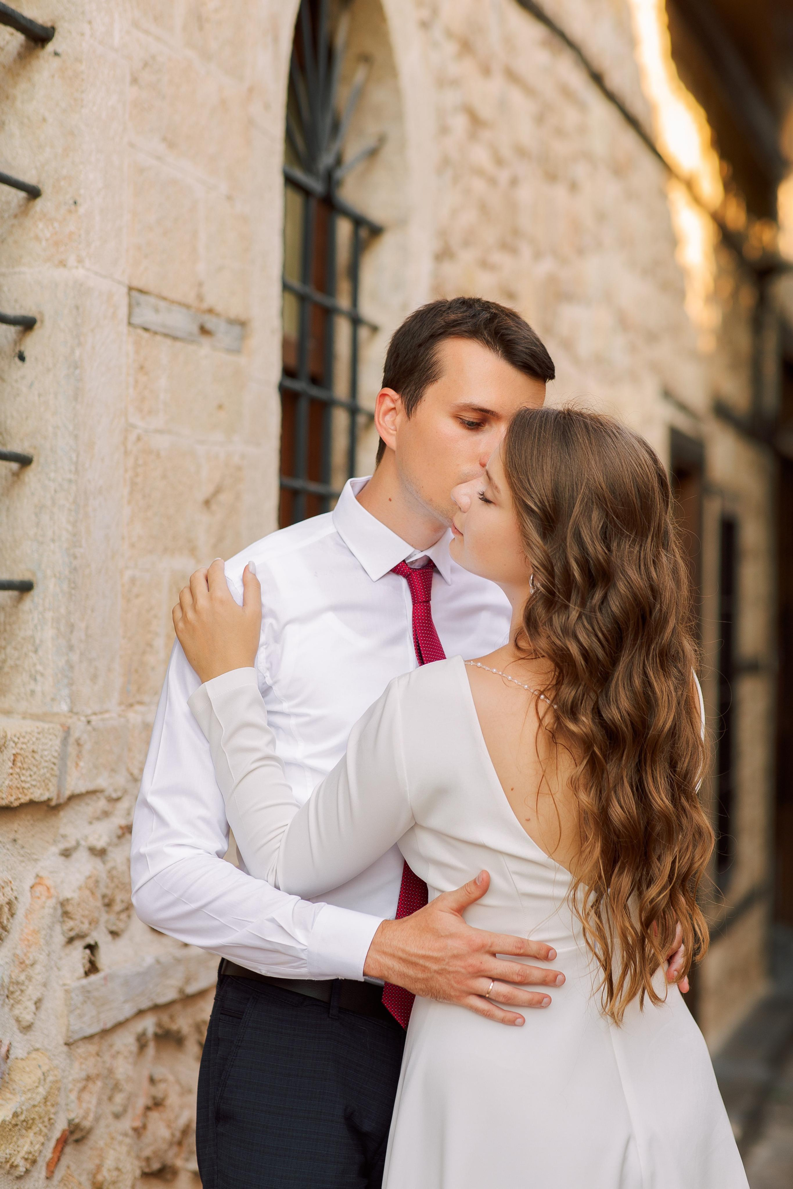 Wedding photo session in Antalya. Streets and beach. Professional Photographer in Alanya, Side, Belek | Alsu Develi  Wedding, Family and portrait photo sessions