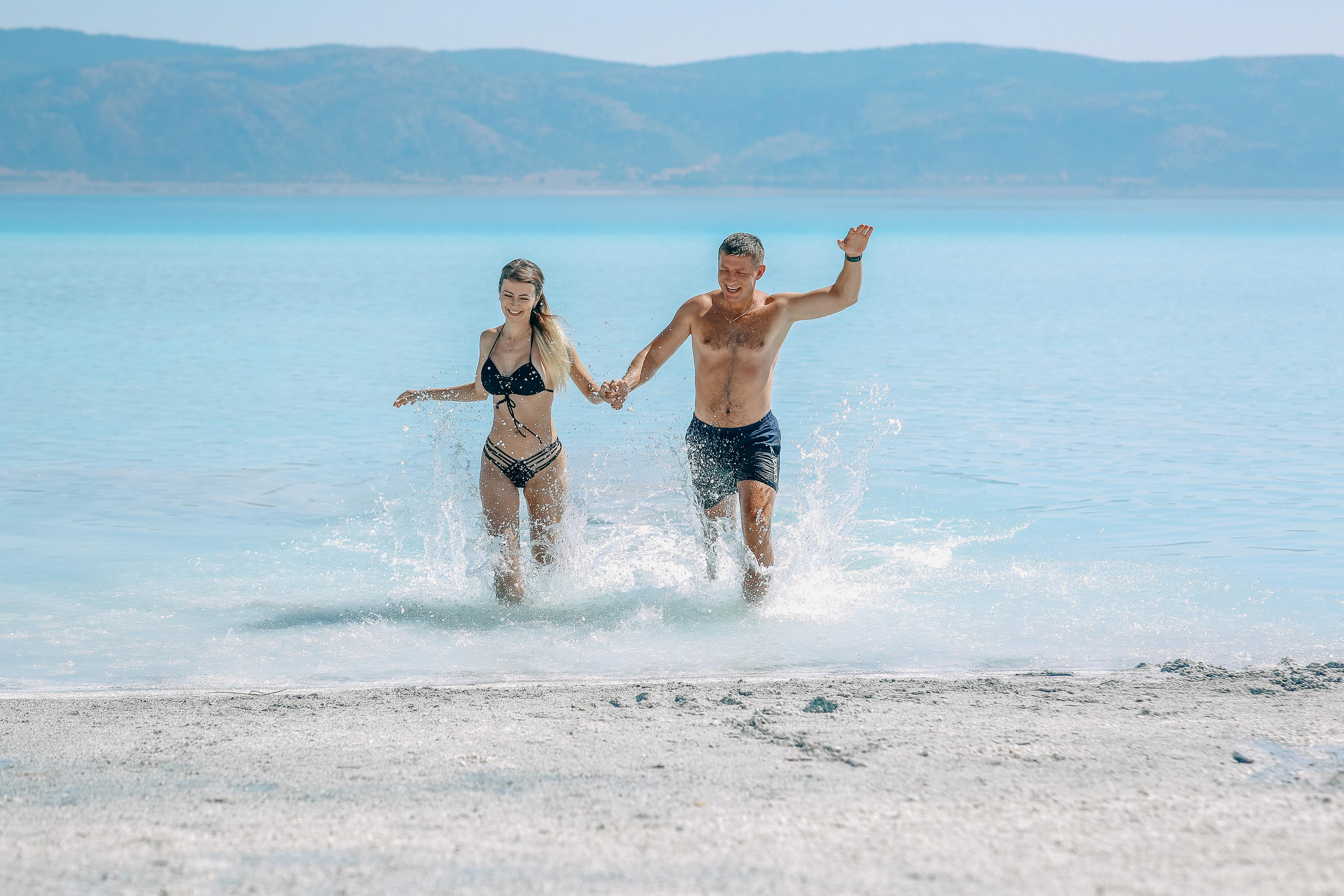 Романтическая съемка на озерe салда. Алсу Девели | Свадебный и семейный фотограф в Турции Алании, Алания, Аланья, Сиде, Белеке, Анталия