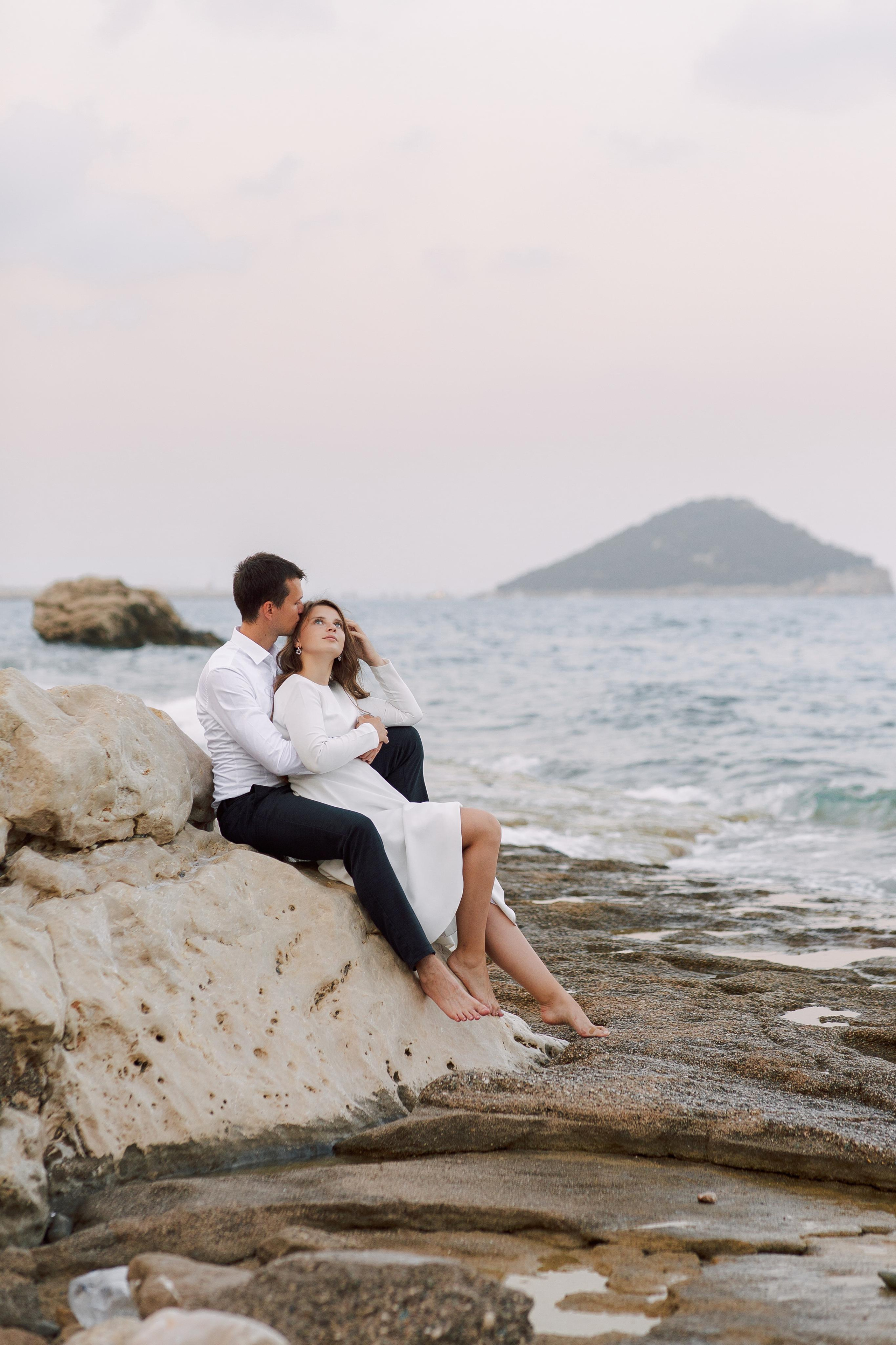 Wedding photo session in Antalya. Streets and beach. Professional Photographer in Alanya, Side, Belek | Alsu Develi  Wedding, Family and portrait photo sessions