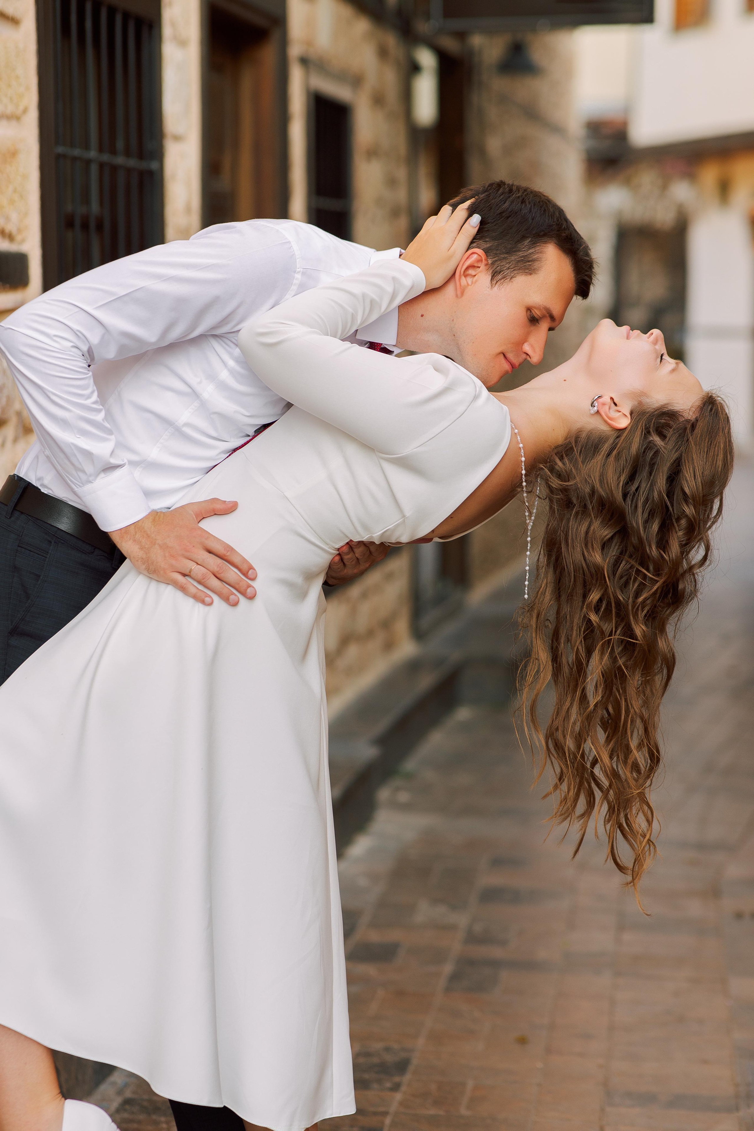 Wedding photo session in Antalya. Streets and beach. Professional Photographer in Alanya, Side, Belek | Alsu Develi  Wedding, Family and portrait photo sessions