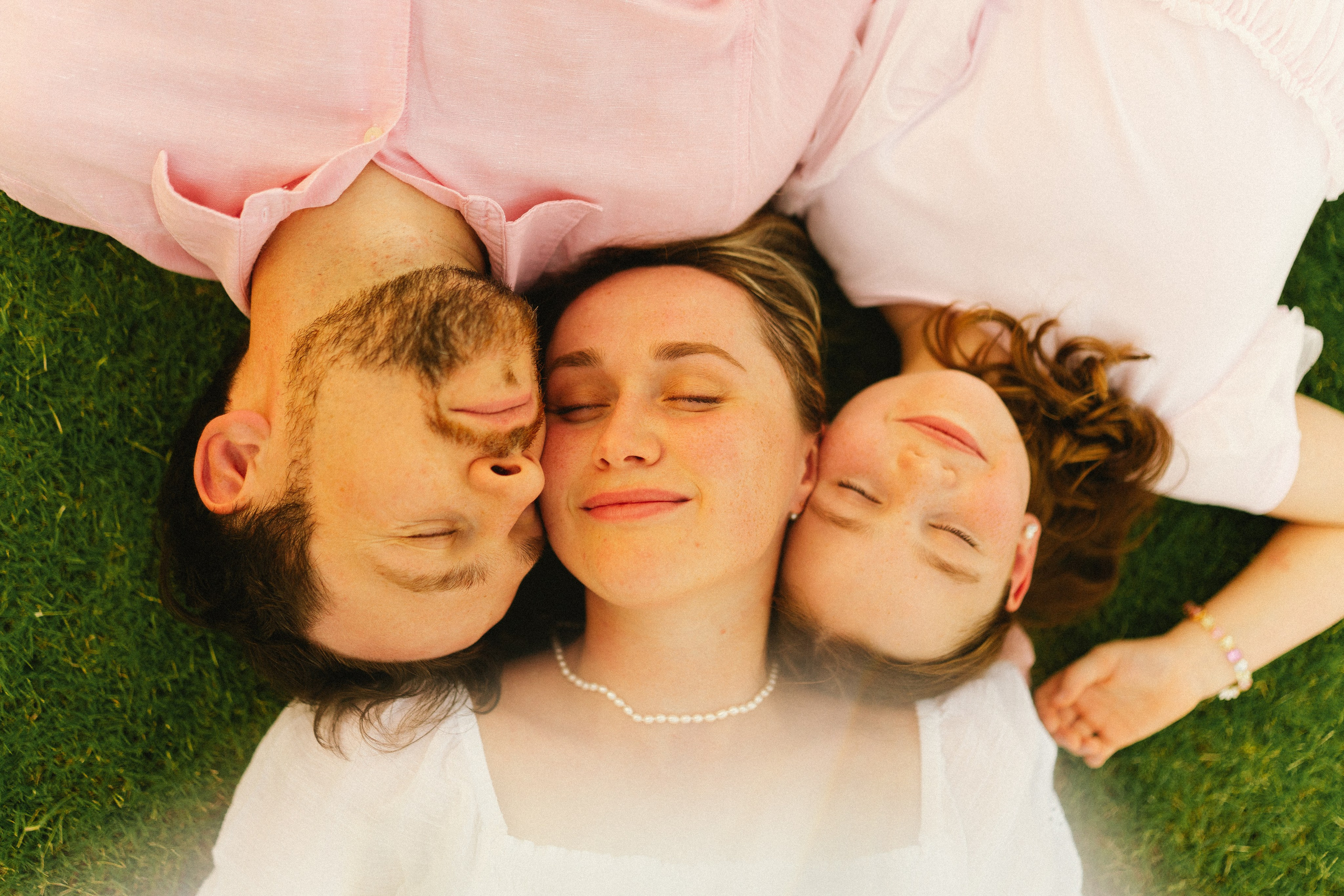 Abu Dhabi family photographer. Professional Photographer Abu Dhabi, Dubai — Yulia Ismoilova | 2025