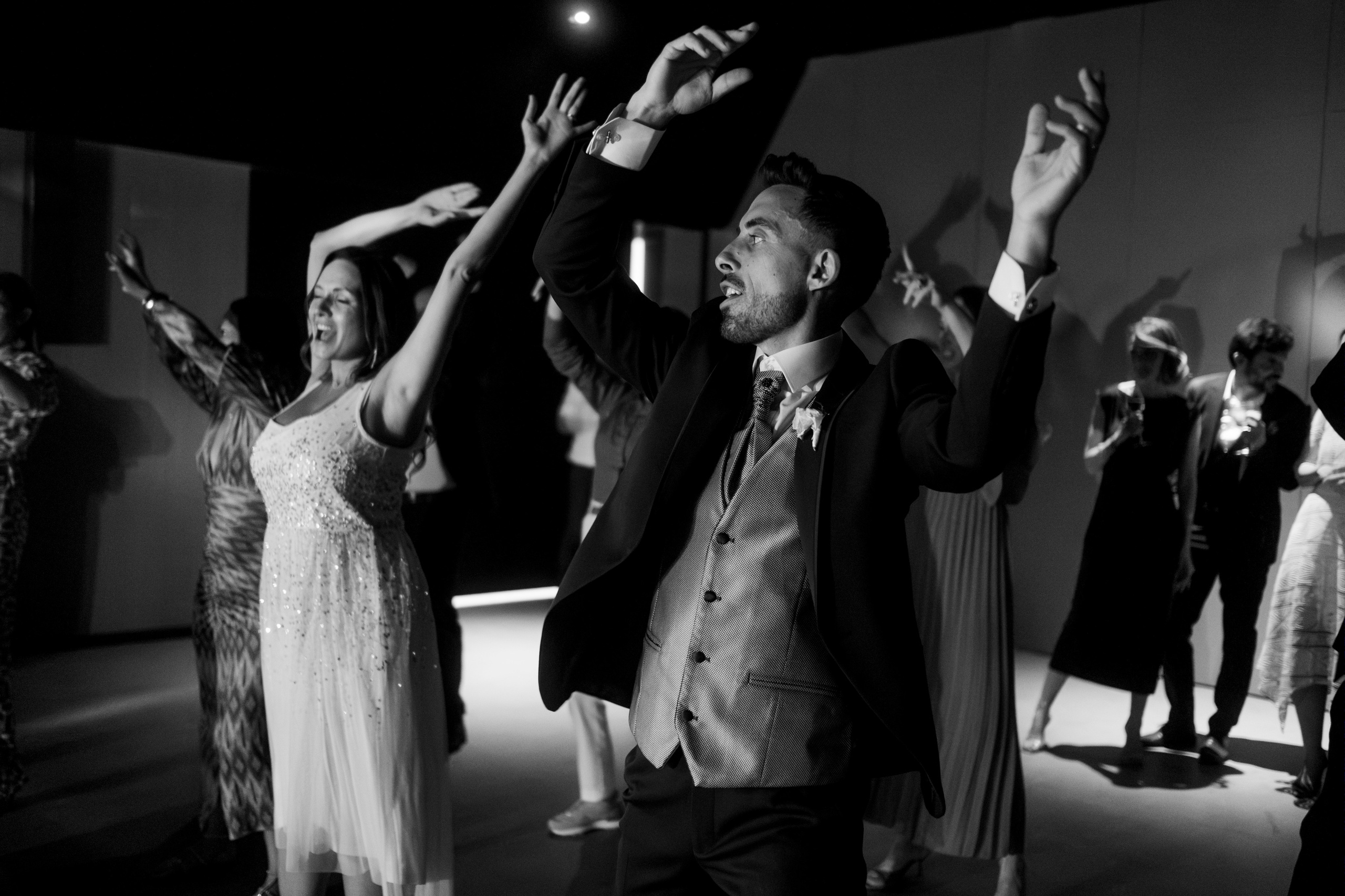 Dasha & Ister. Vivood Landscape. Paola fotógrafo / videografo de bodas en Barcelona