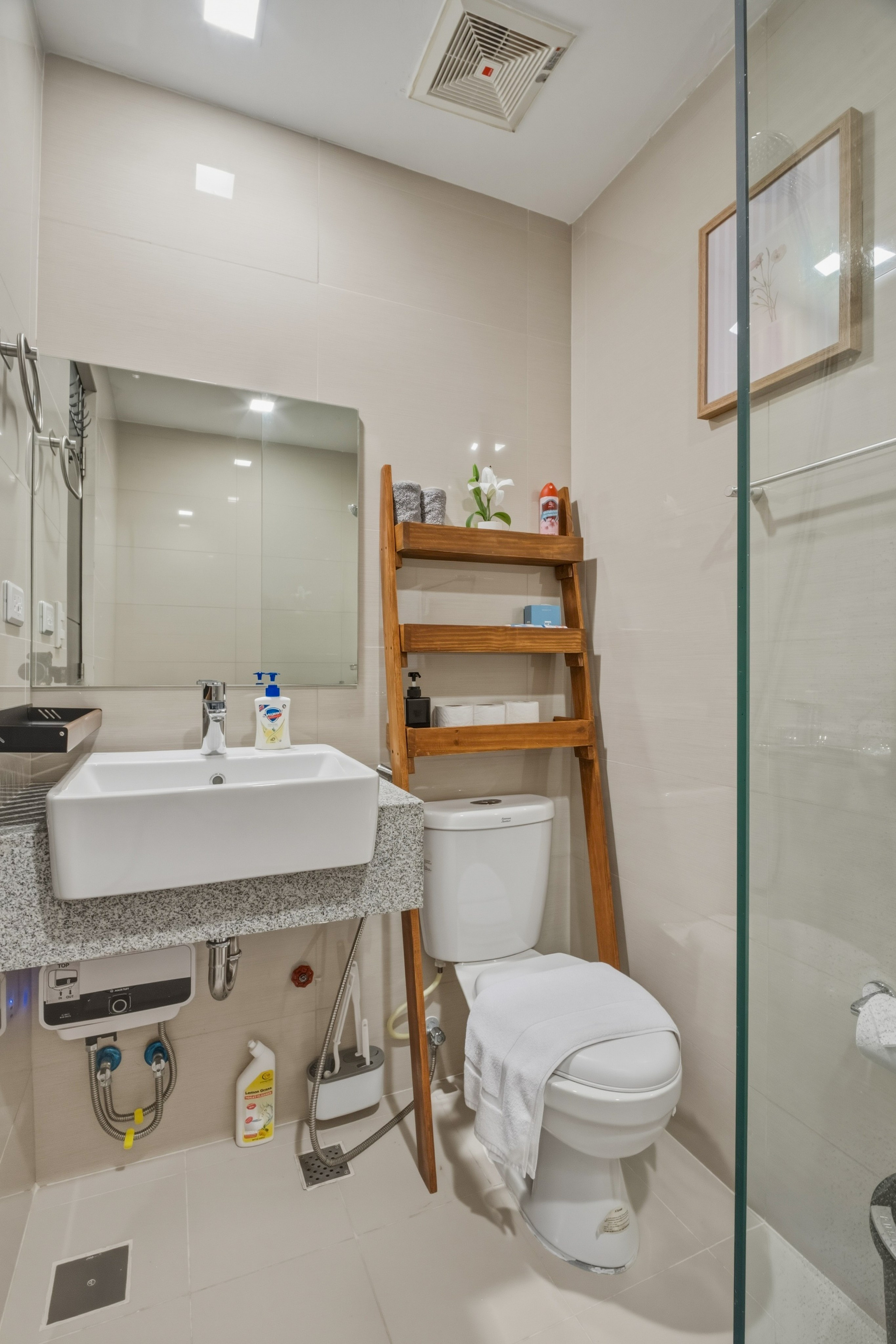 Uptown Parksuites II BGC. Interior & Architectural Photographer Philippines | Argen Carlo Camaclang
