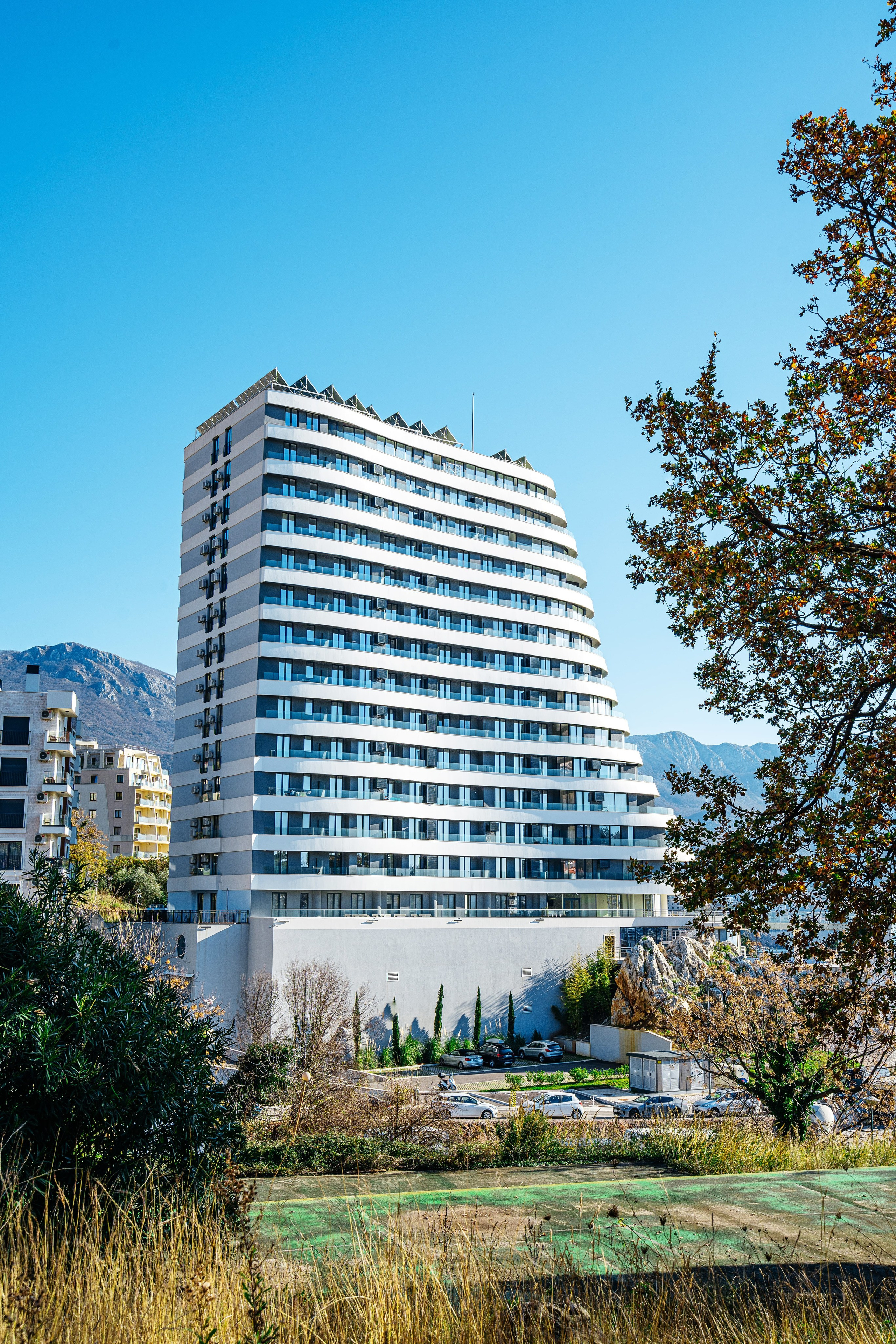 Real Estate Photography. Montenegro. EVAN ARISTOV WEDDING PHOTOGRAPHY — Seattle Wedding Photographer