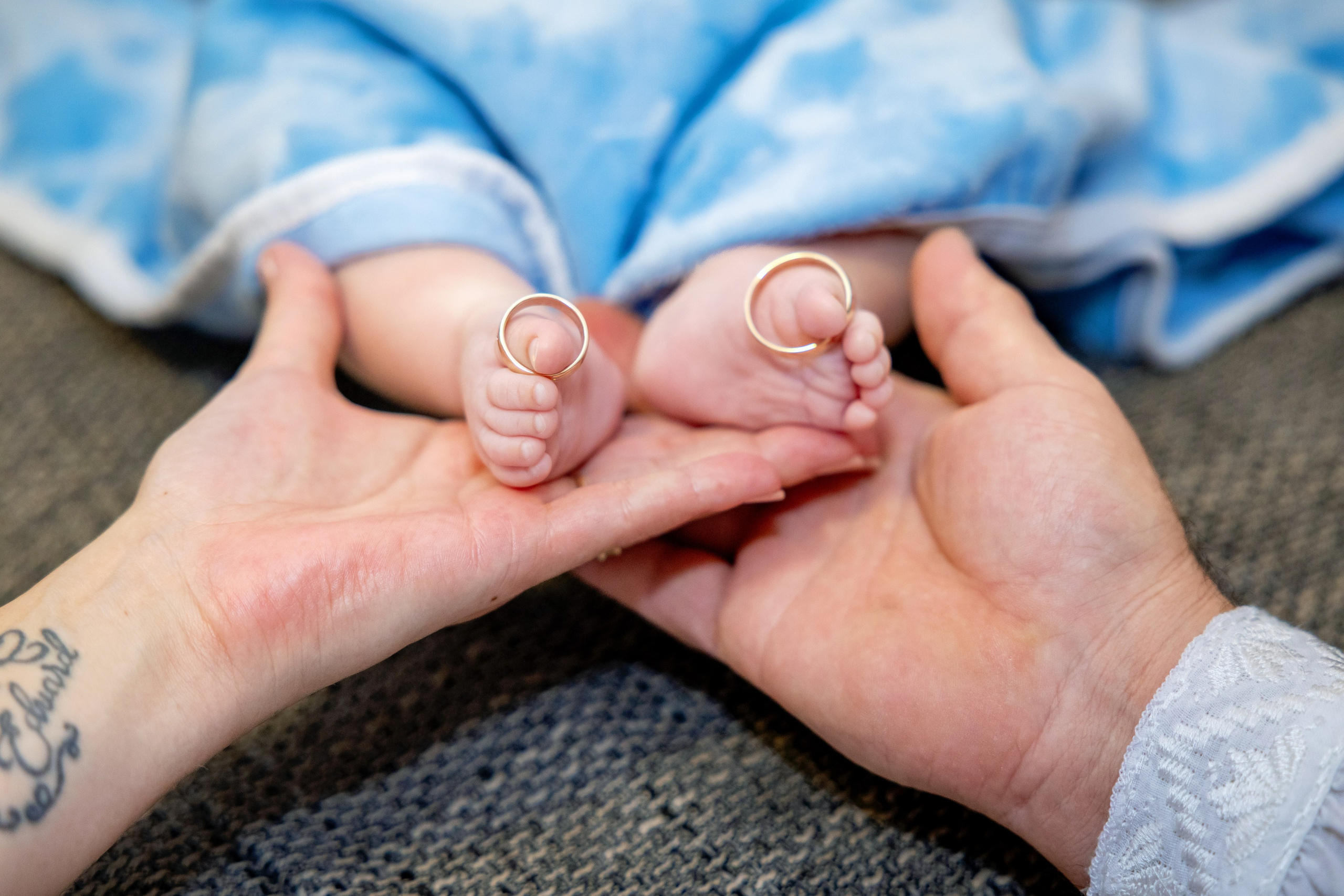 Andrei Sebastian. Moments By Gub