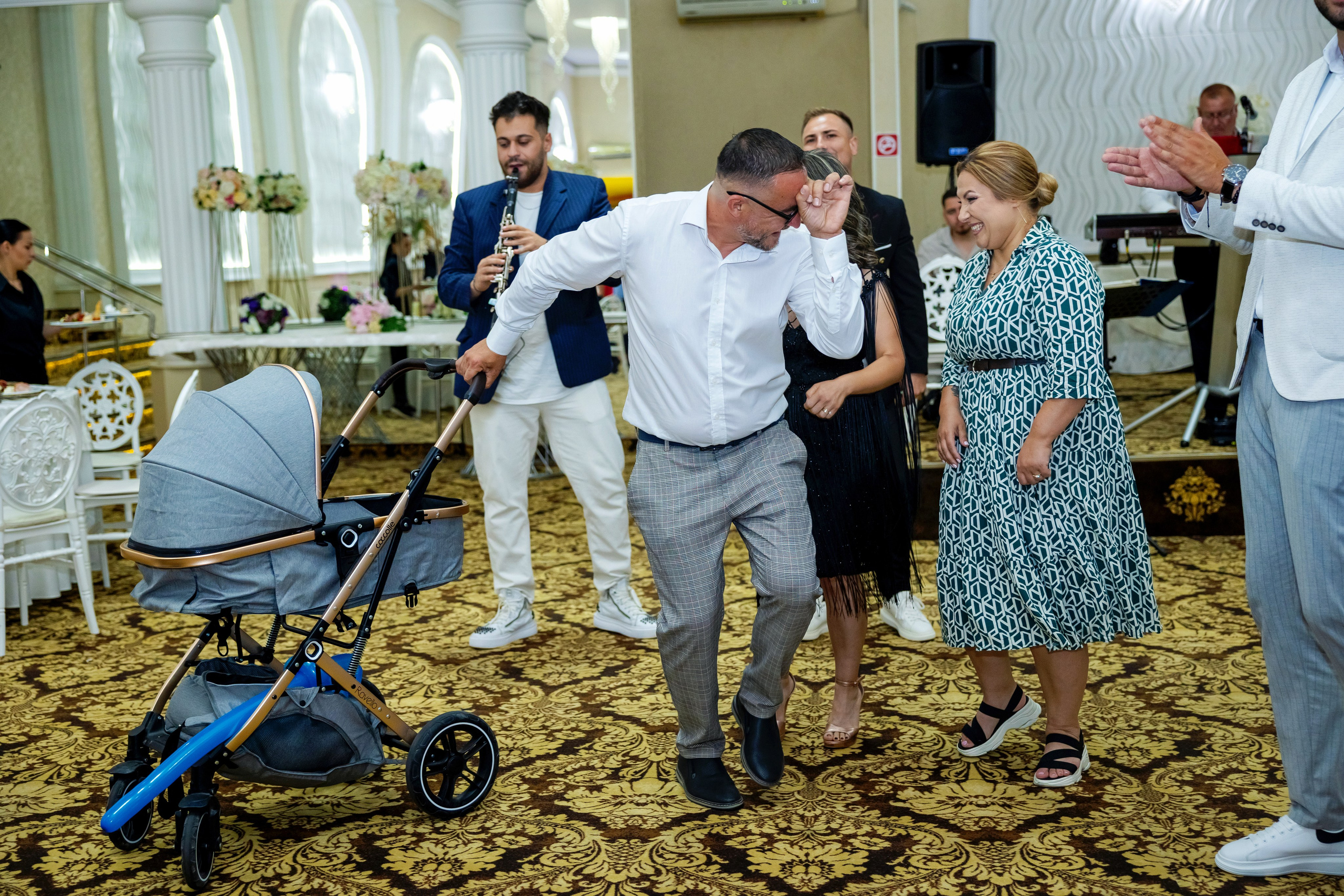 Andrei Damian. Moments By Gub