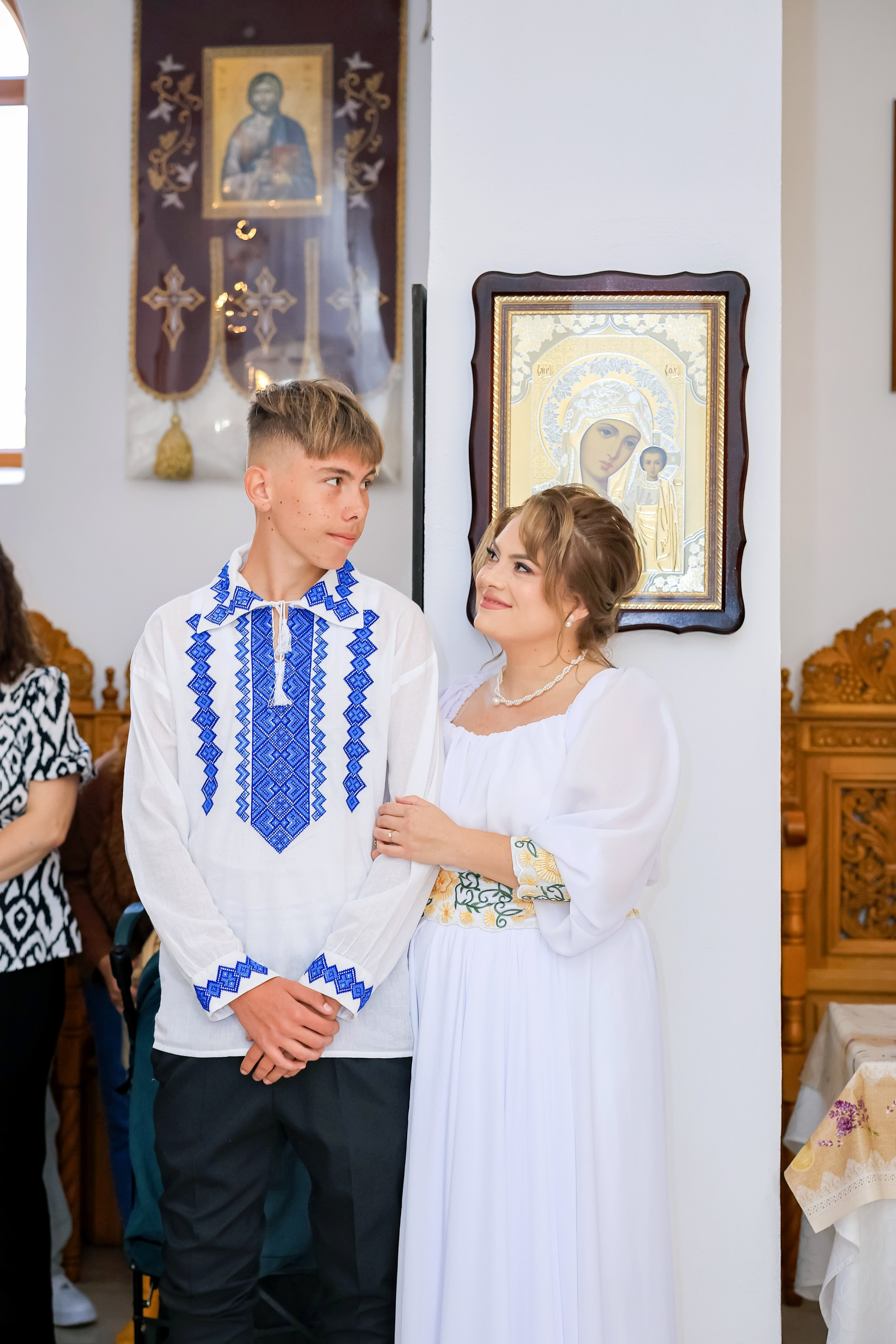 Andrei Sebastian. Moments By Gub