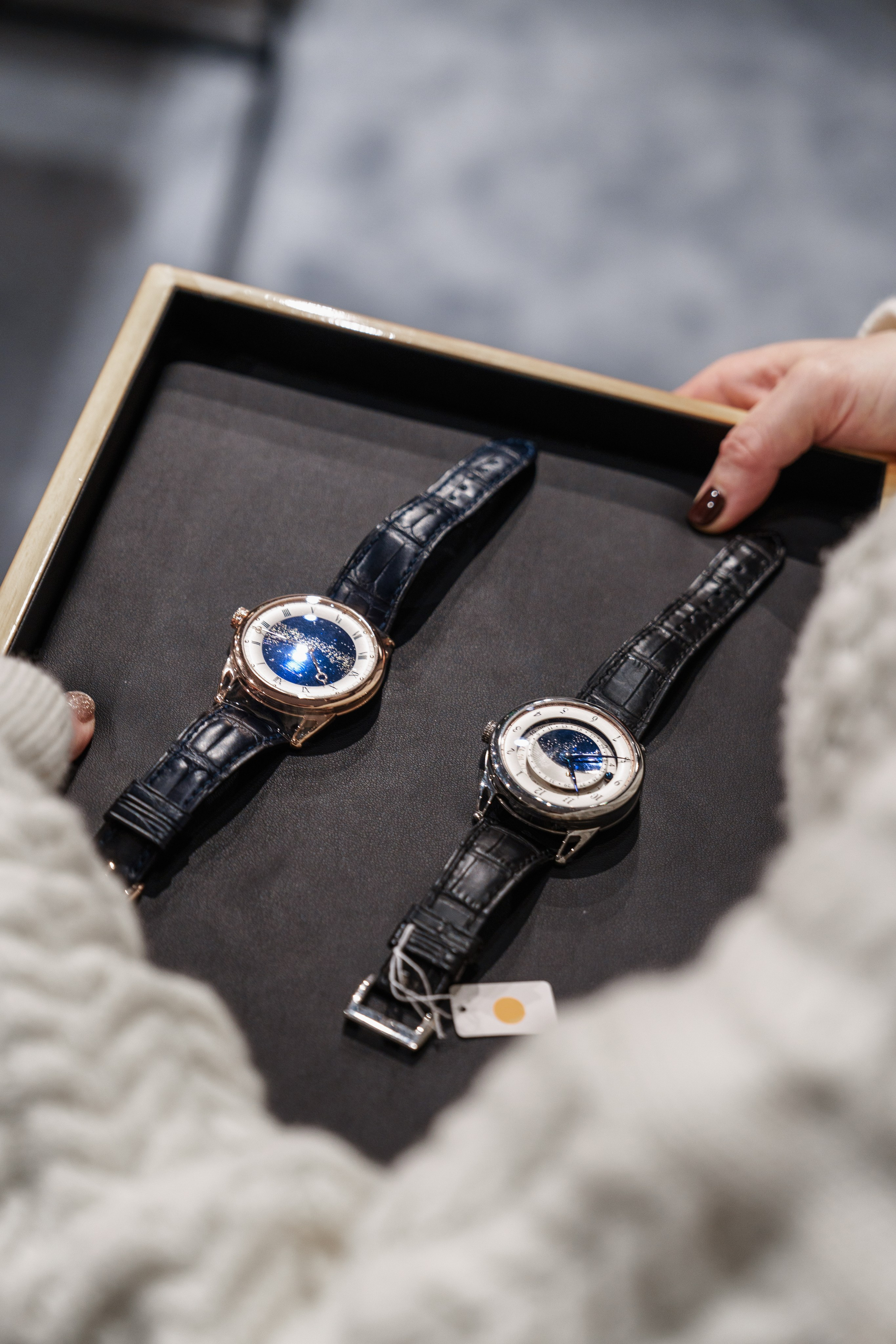 WATCHBOX. ФОТОГРАФ В ГОНКОНГЕ (СВАДЬБЫ, FASHION, СЕМЕЙНЫЕ, МЕРОПРИЯТИЯ, ФОТОПРОГУЛКИ)