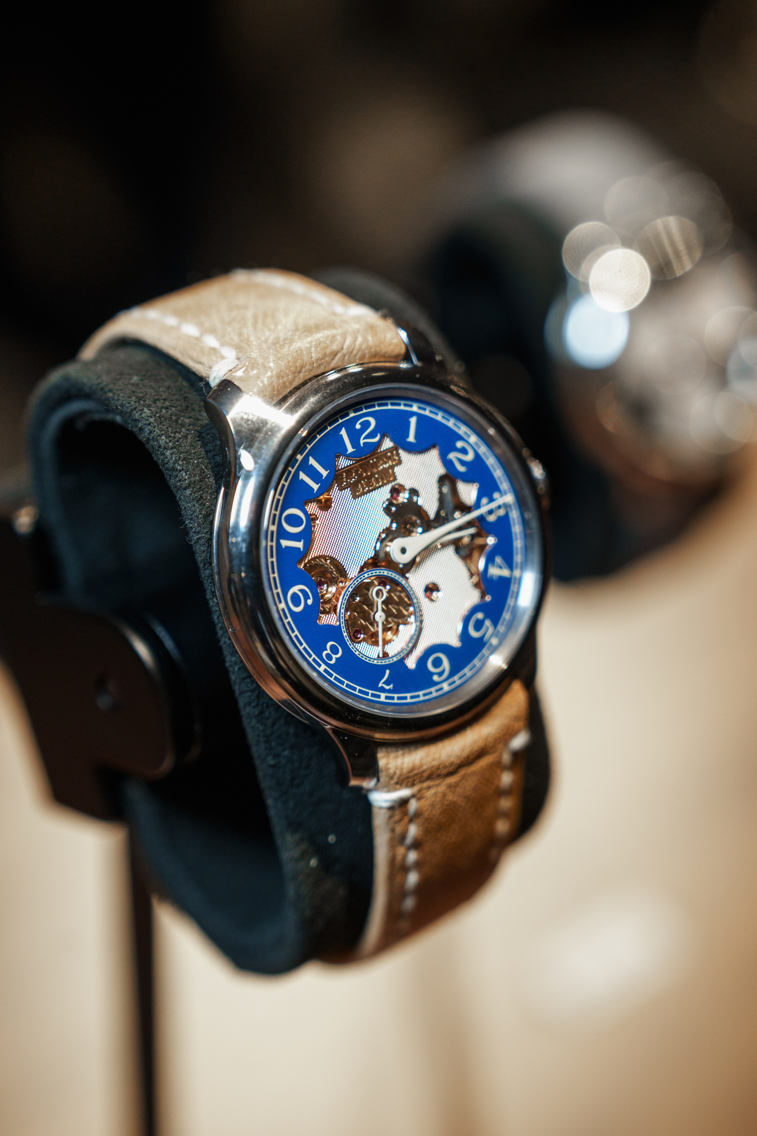 WATCHBOX. ФОТОГРАФ В ГОНКОНГЕ (СВАДЬБЫ, FASHION, СЕМЕЙНЫЕ, МЕРОПРИЯТИЯ, ФОТОПРОГУЛКИ)