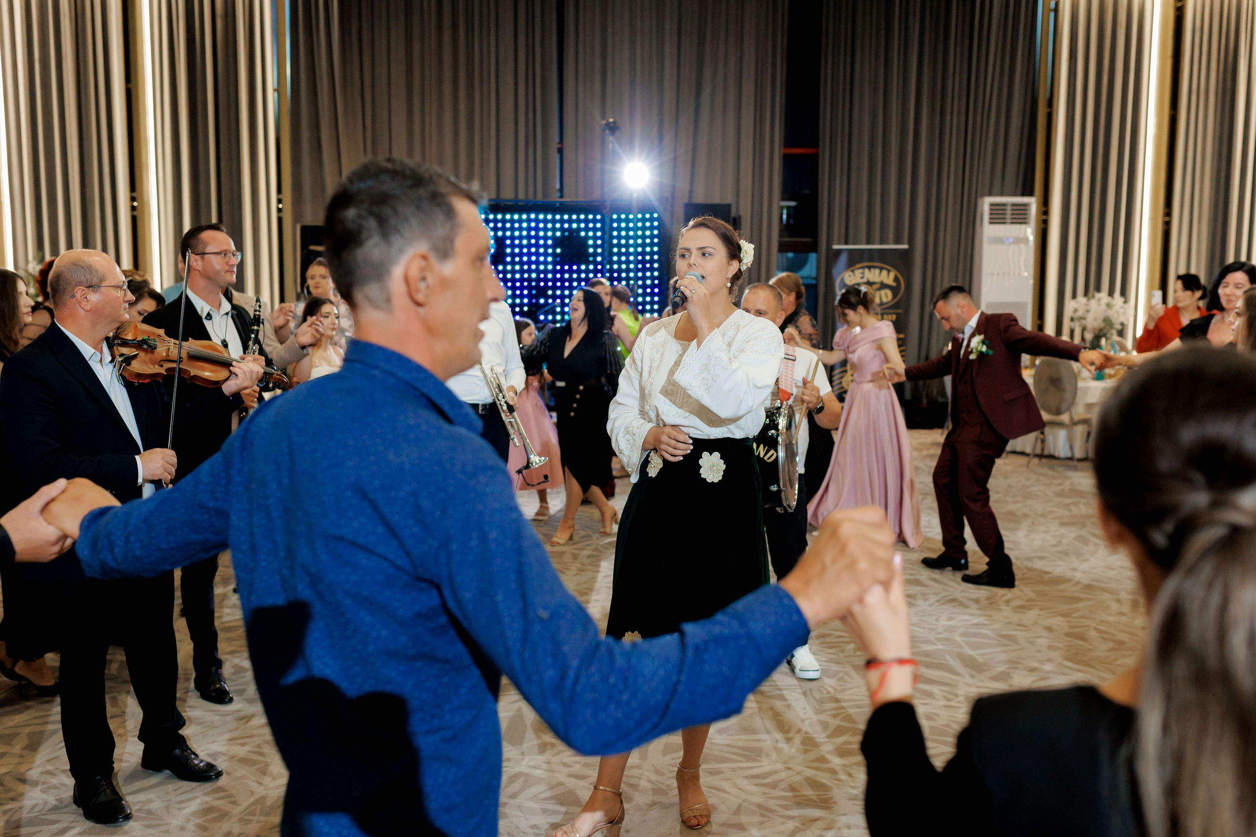 Nunta Nicoleta & Răzvan | Fotografie & Videografie Profesională. Servicii foto-video profesionale, pentru momente de neuitat